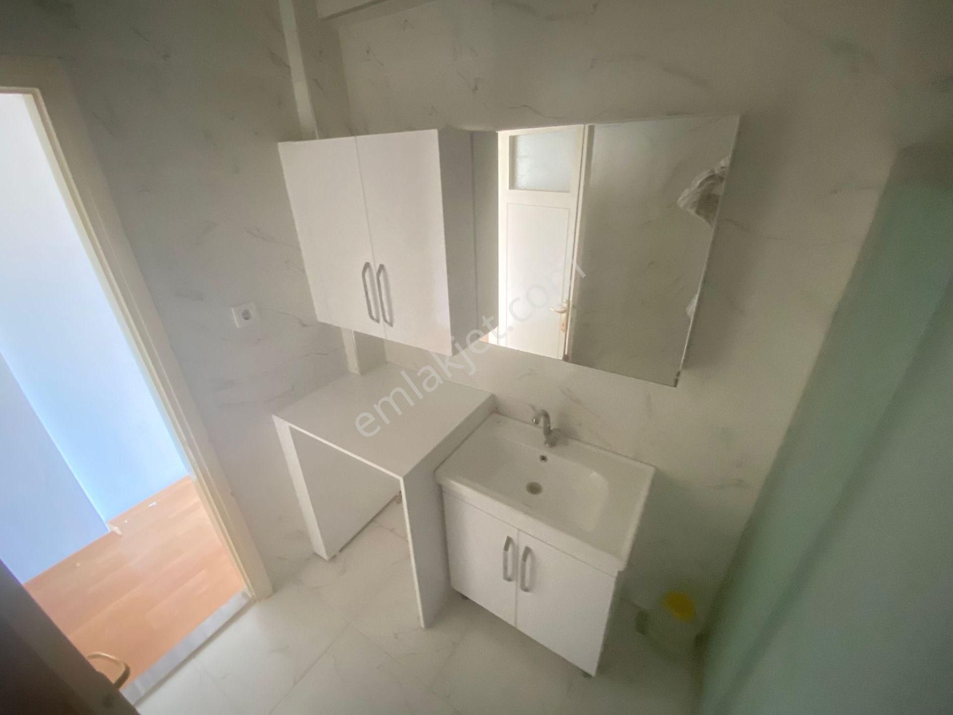 Buca Laleli Mahde 2+1 90m2 Doğalgazlı Havadar Kiralık Daire - Görsel 25