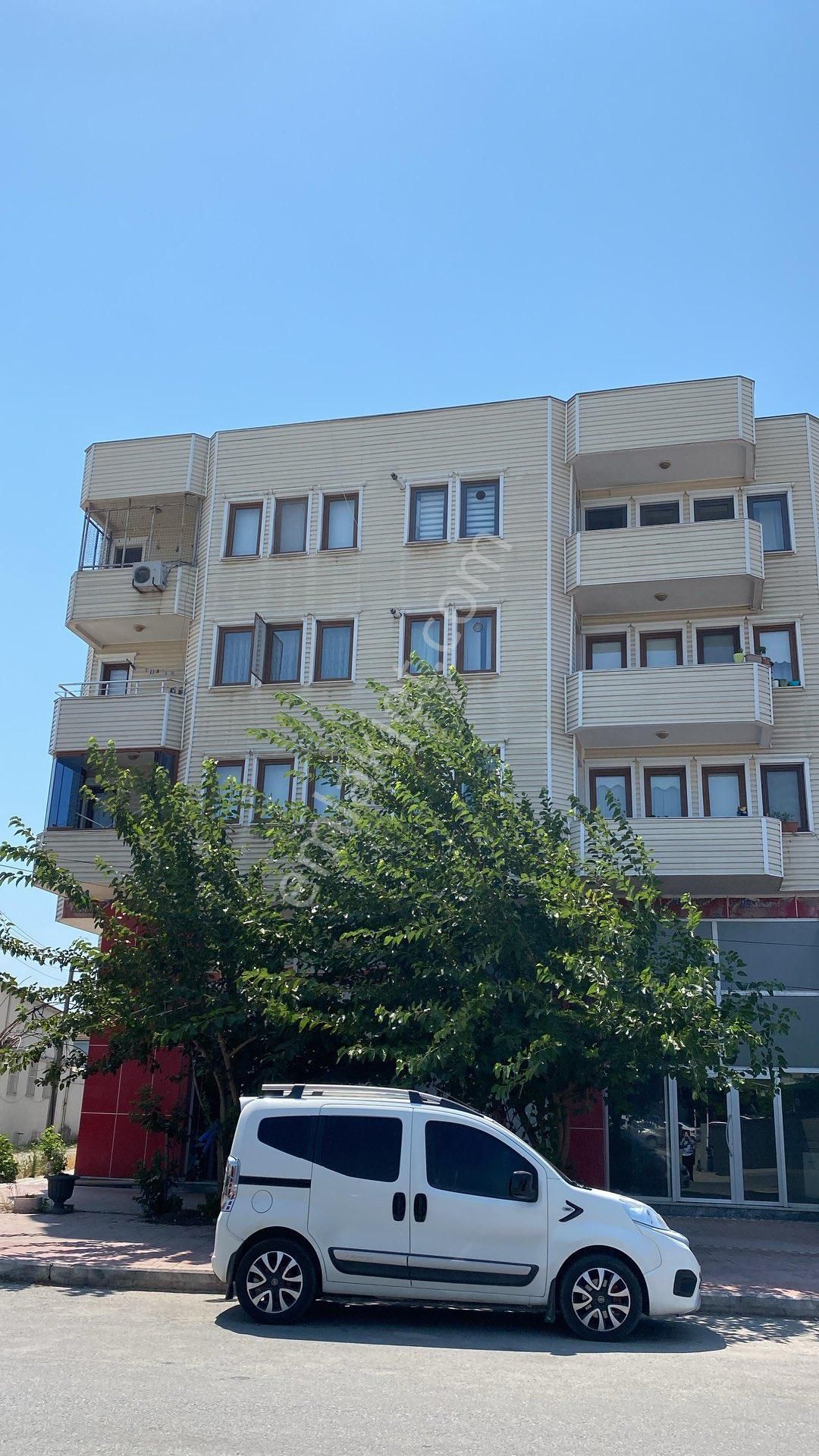 Erenlerin Merkezi Cadde Üstü 3+1 Daire