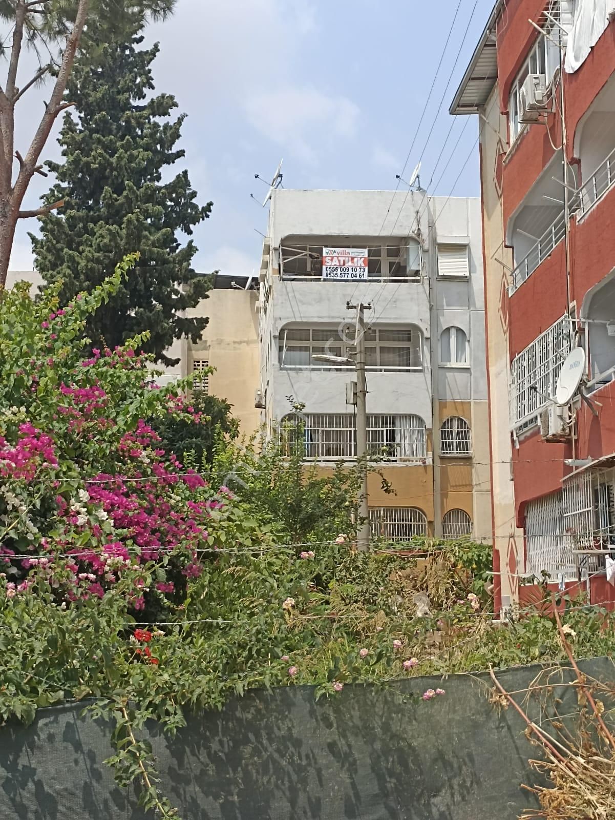 100.yıl Ptt Civarı 3+1 Kapalı Mutfaklı Cepheleri Açık Merkezi Konumda Doğalgazlı Ekstralı Daire