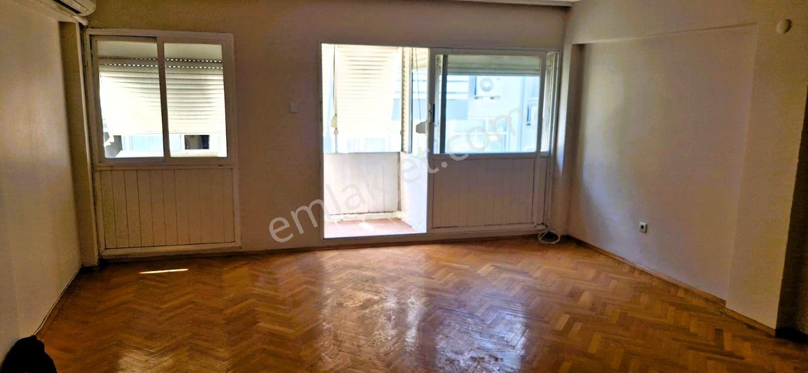 Alsancak’ın En Güzel Yerinde 2+1 Ara Kat Kiralık Daire