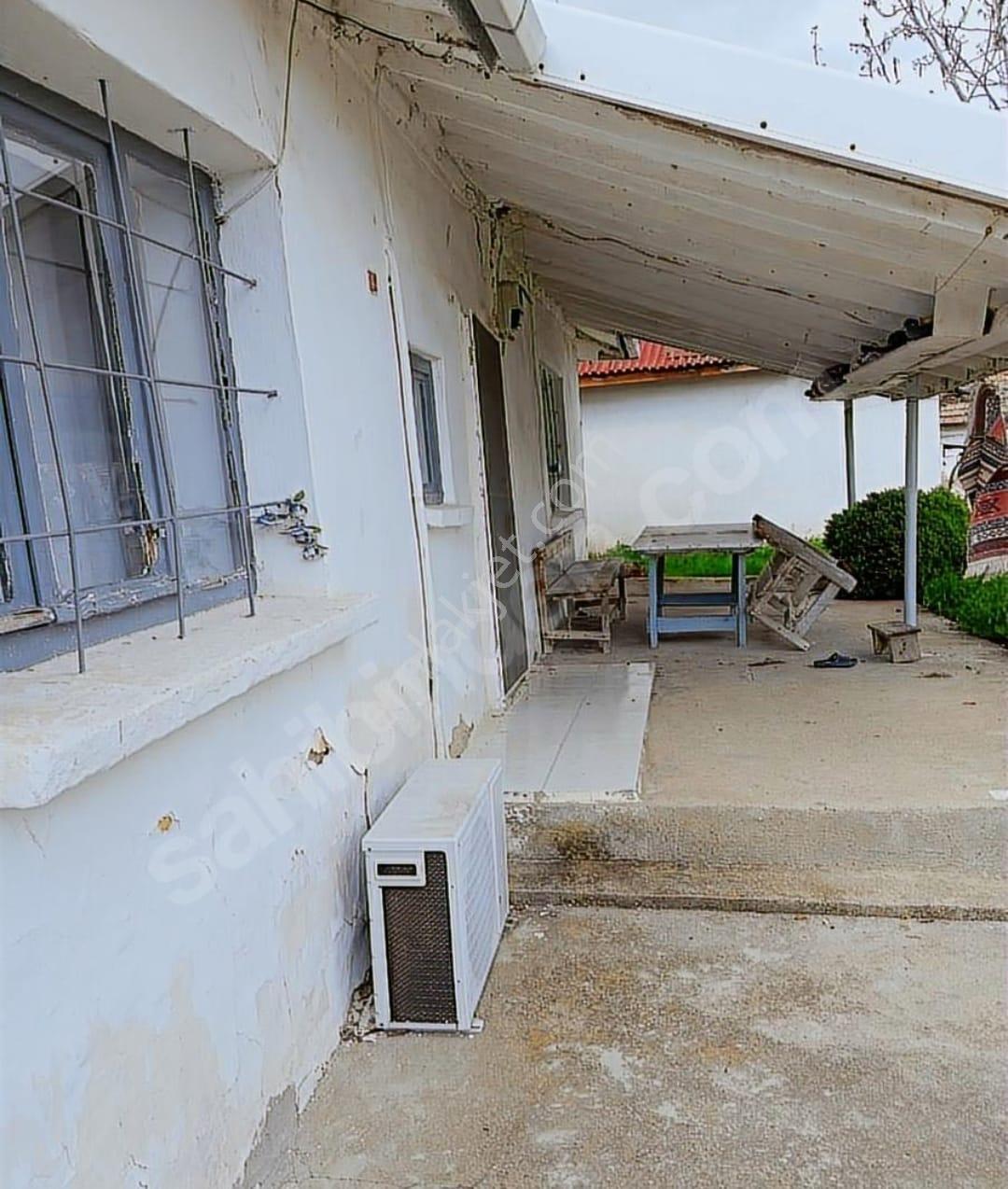 Kırklareli İli Merkez İlçesi Koyunbaba Köyünde Satılık Köy Evi Ve Müştemilatı - Görsel 6