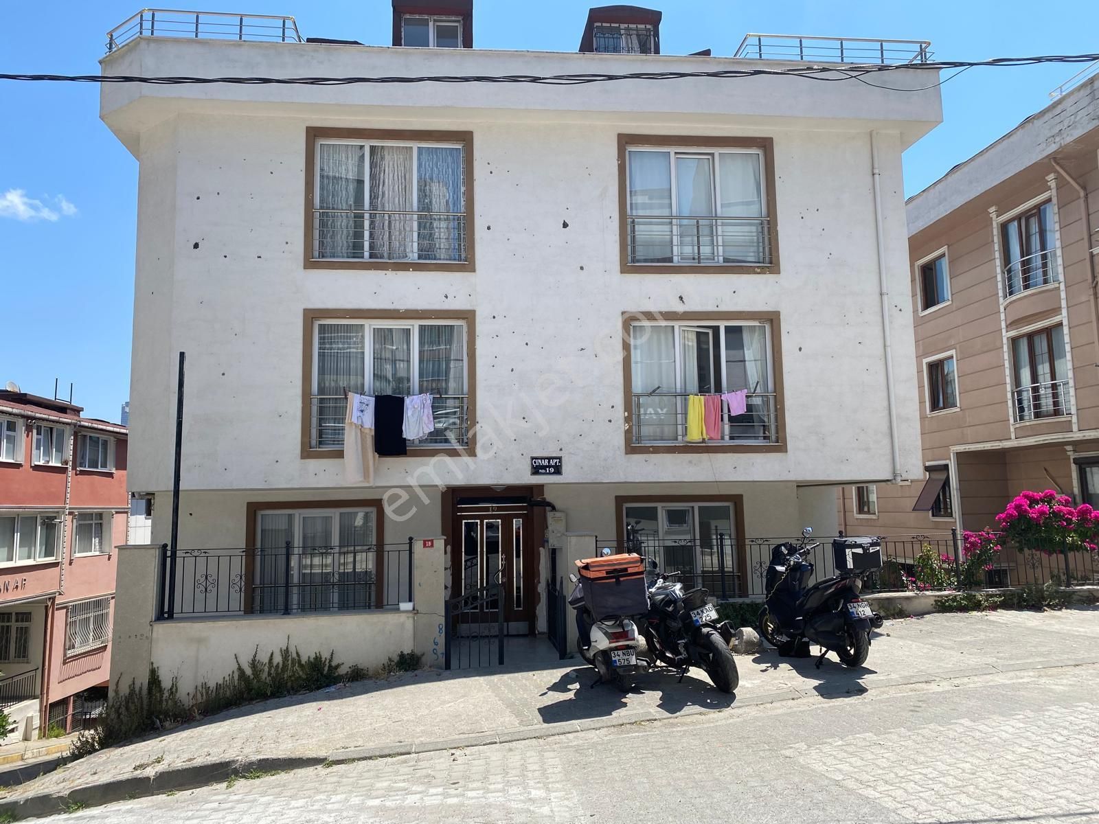 Re/max Ay Alim Dinek Ataşehir De Satılık 3+1 Daire