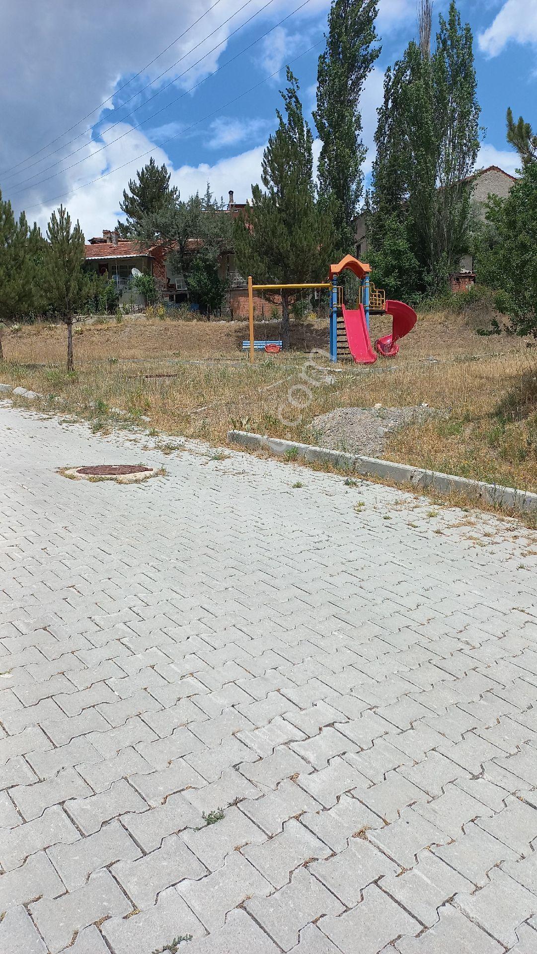Vatan Emlakdan Ilıca Kaplıcalarında Hamamlara Yakın Satılık Bina Veya Arsa - Görsel 6