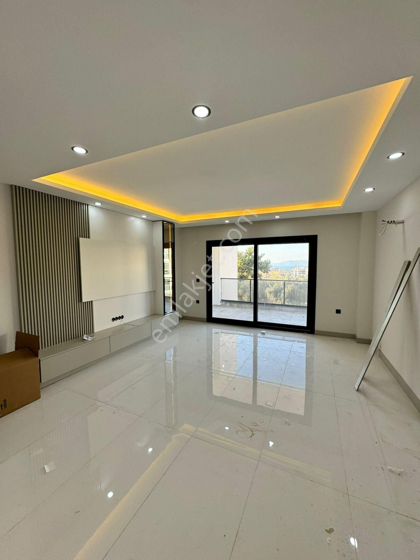 Kuşadasında Yeni Satılık Deniz Manzaralı Doğalgazlı Lüks Daireler - Görsel 16