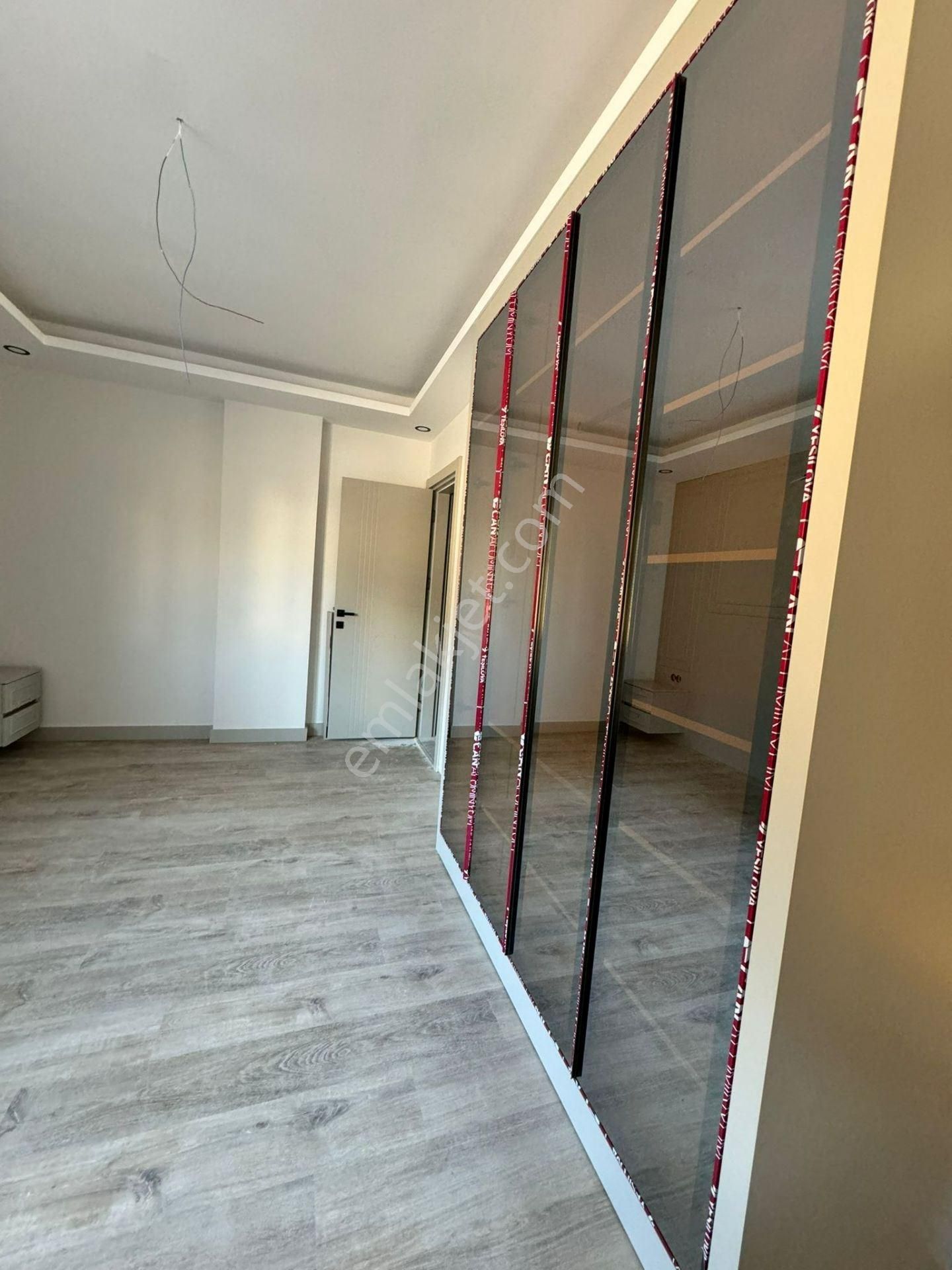 Kuşadasında Yeni Satılık Deniz Manzaralı Doğalgazlı Lüks Daireler - Görsel 9