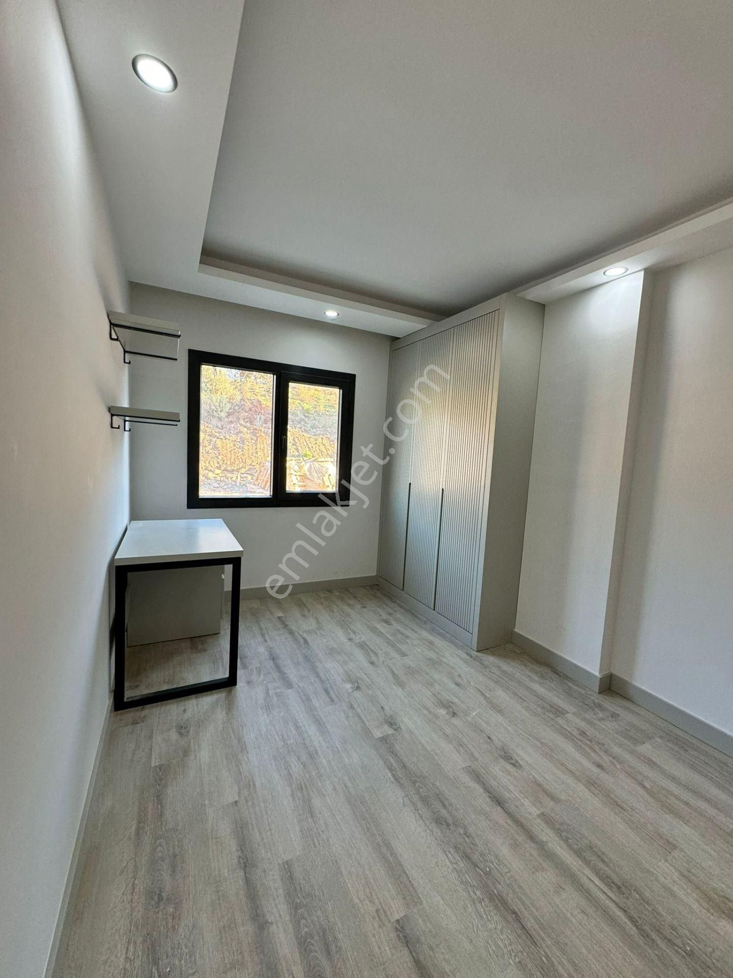 Kuşadasında Yeni Satılık Deniz Manzaralı Doğalgazlı Lüks Daireler - Görsel 12