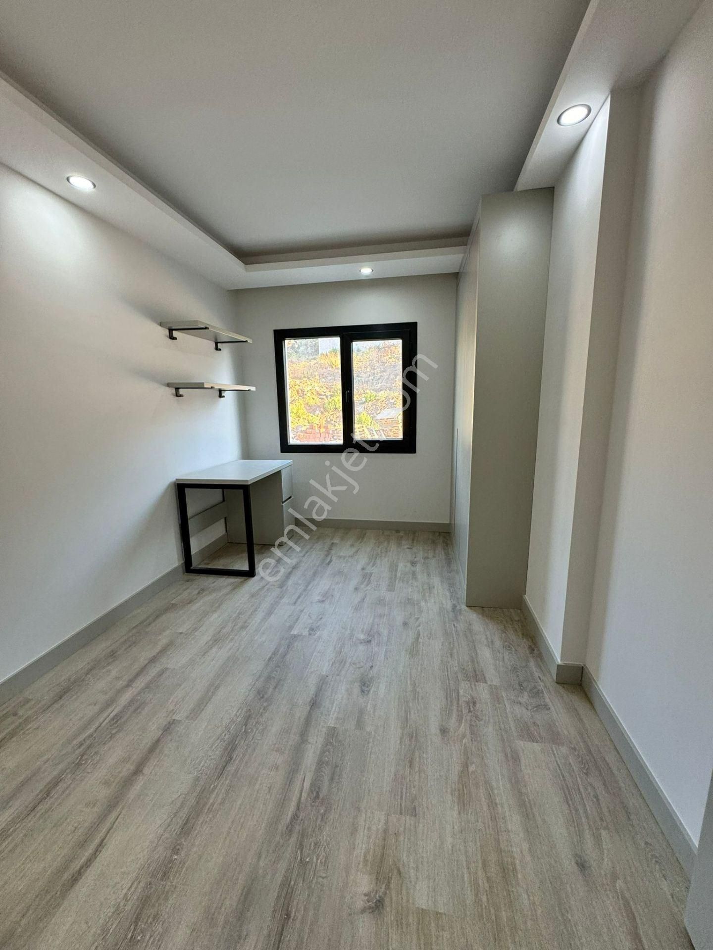 Kuşadasında Yeni Satılık Deniz Manzaralı Doğalgazlı Lüks Daireler - Görsel 14