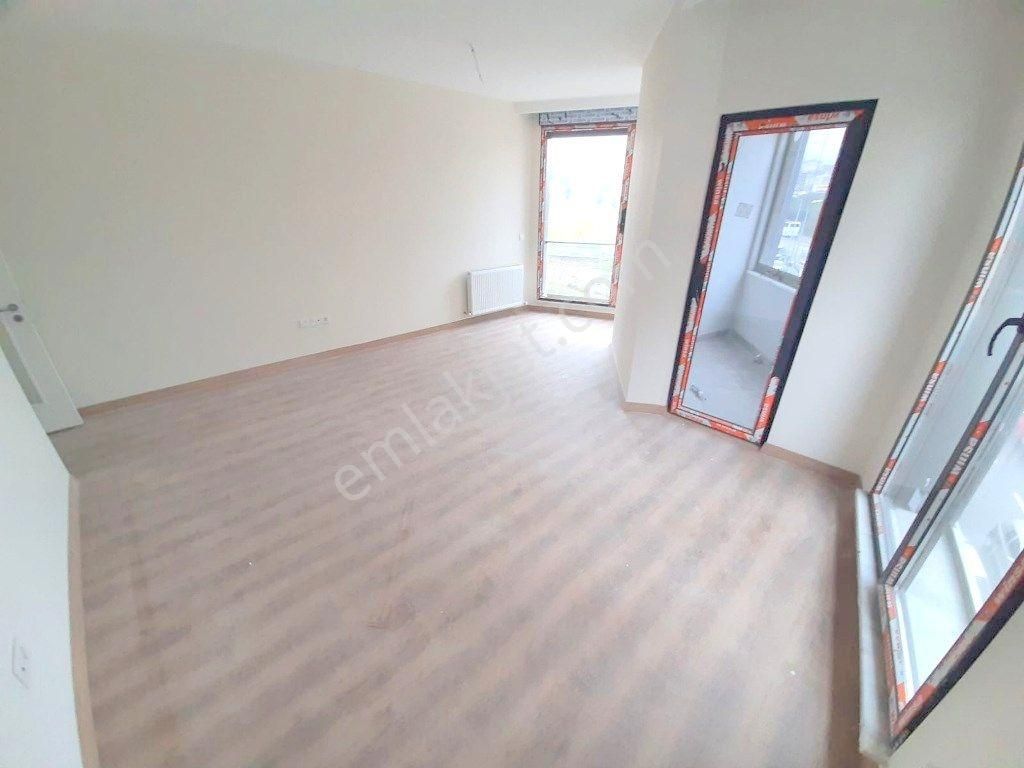 Kaçmaz'dan Küçükyalı Metro'da 3+1 Yeni Bina Ön Cephe - Görsel 3