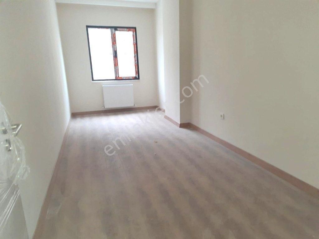 Kaçmaz'dan Küçükyalı Metro'da 3+1 Yeni Bina Ön Cephe - Görsel 16