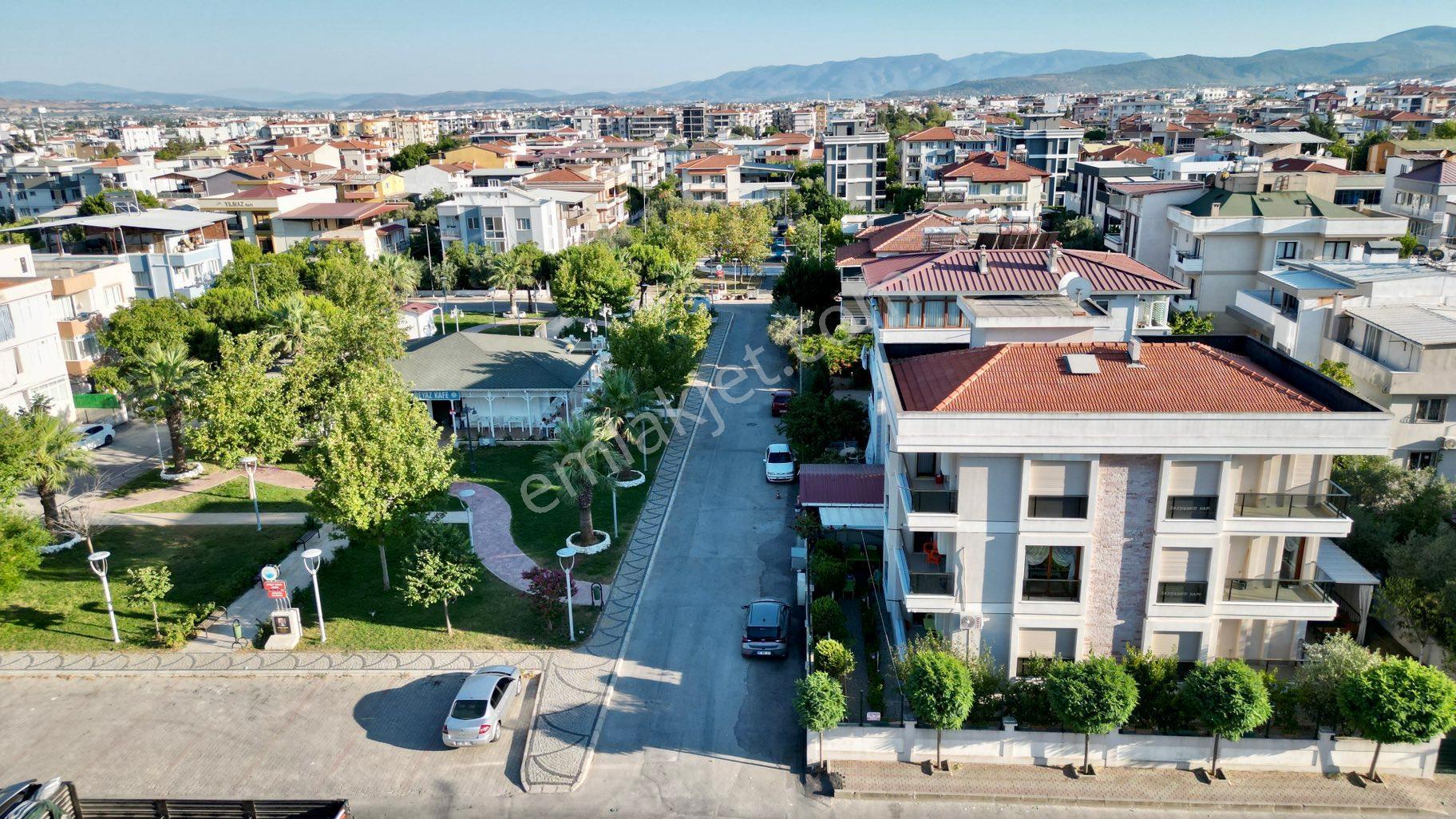 Menderes Kelampaşa Mahallesinde Satılık Kusursuz 3+1 Daire - Görsel 3