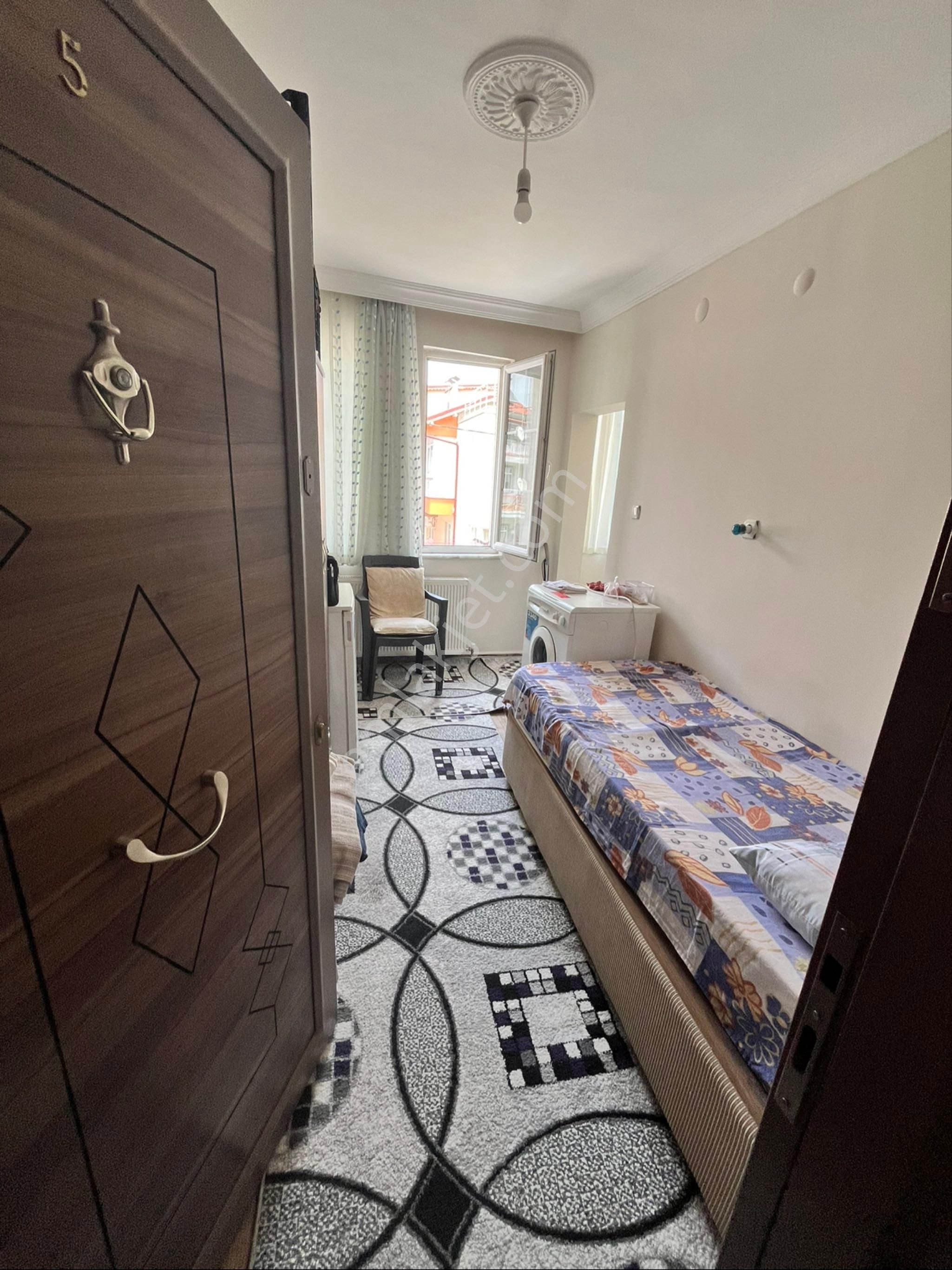 Çelikev Gayrimenkul’den Satılık 1+0 Arakat Apart