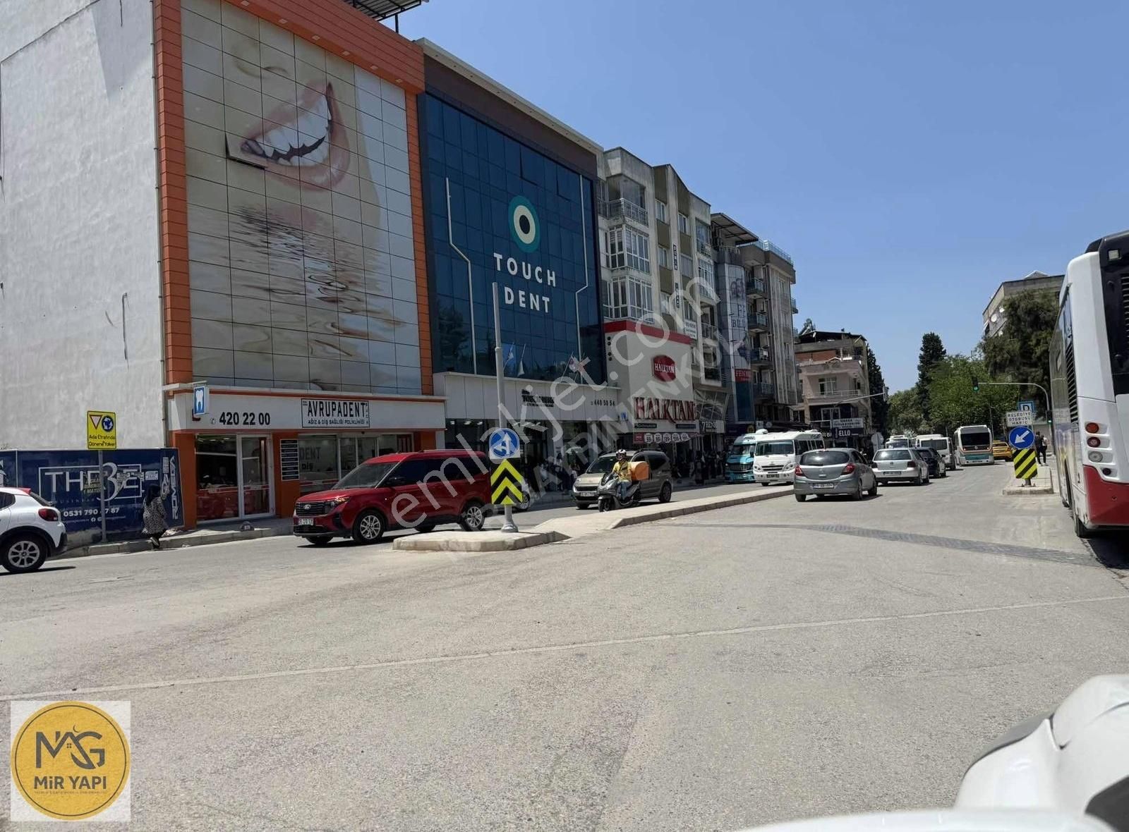 *mir'den Üçkuyular Meydanda Balkonlu Doğalgazlı Fırsat Daire*