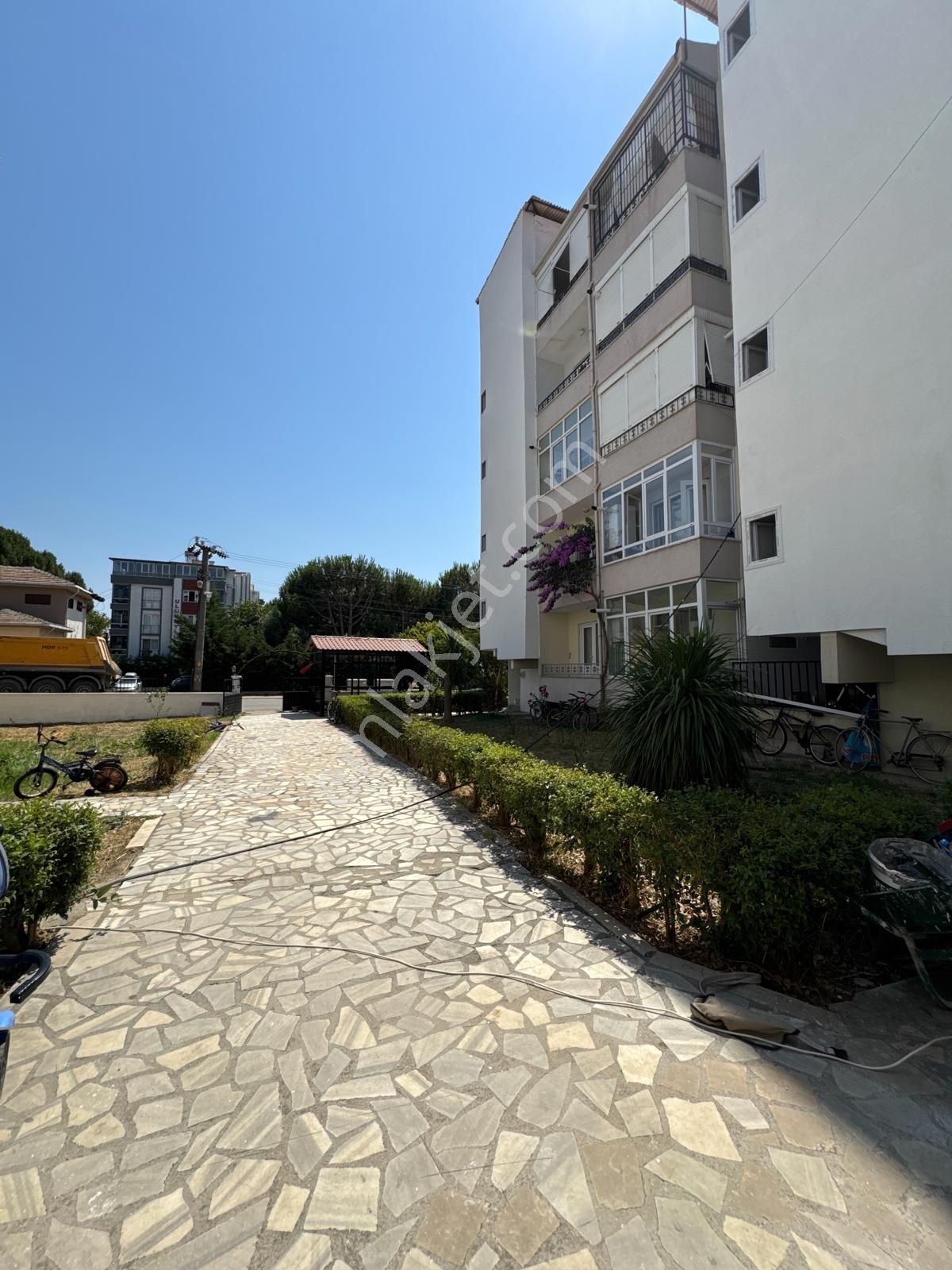 İskele Merkez'de Site İçinde Satılık Köşe Daire. - Görsel 10