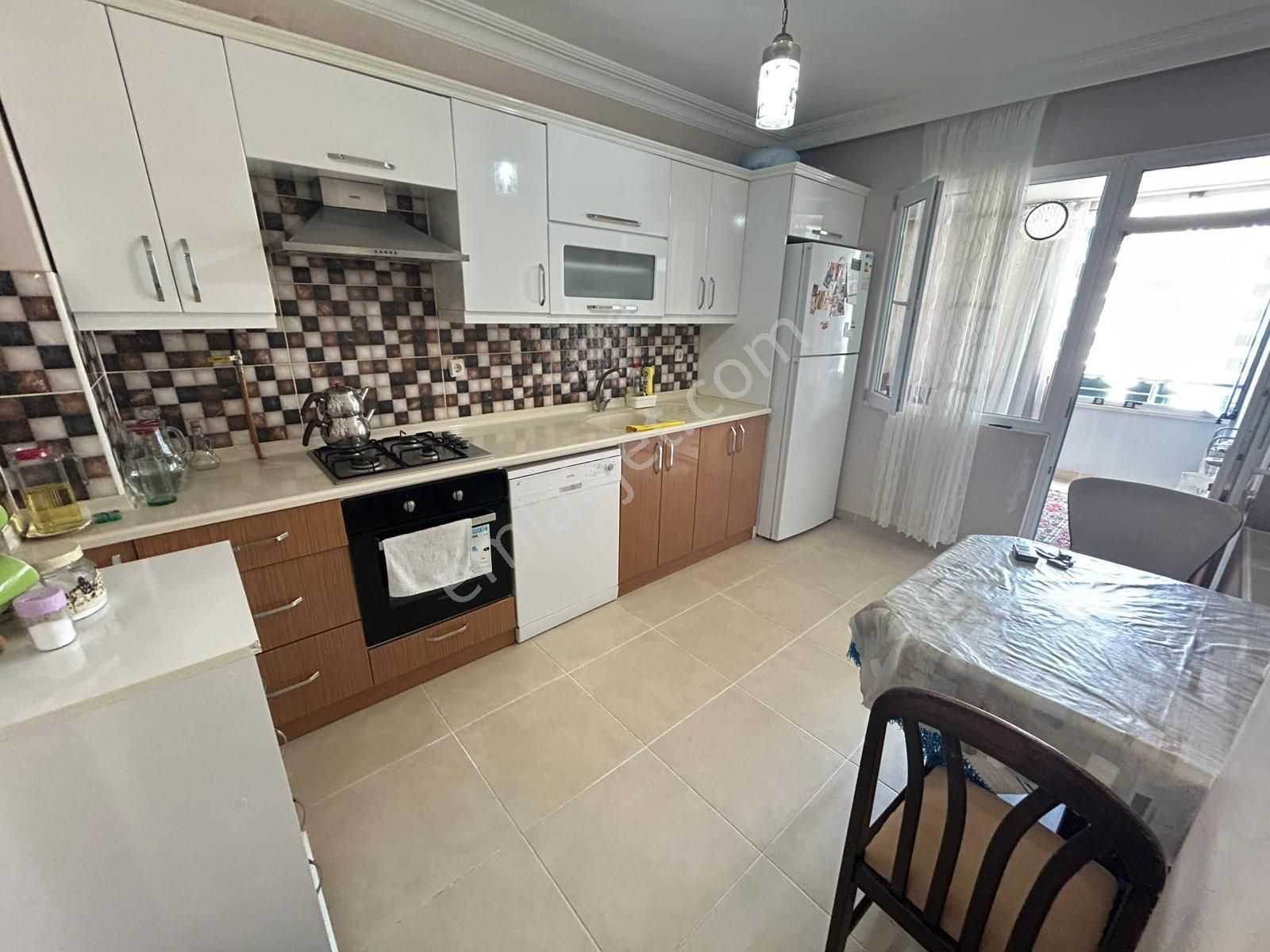 Doğan Emlak Group’tan İlkadım Kışla Mh.3+1 4.kat 8yıllık Daire