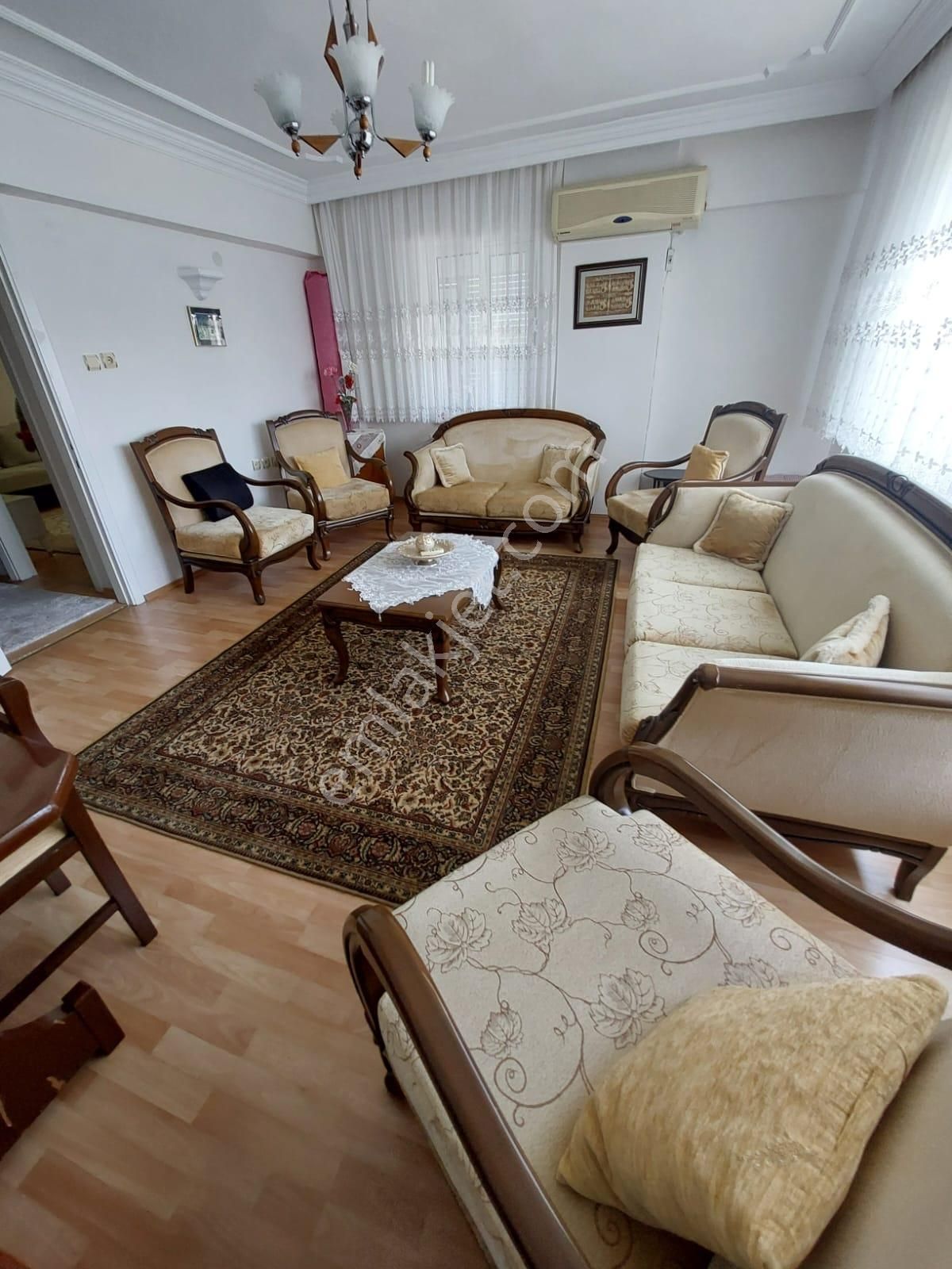 Aydın Nazilli Yöntem Emlaktan Zefer Mahallede Doğalgazlı Satılık 3+1 Daire