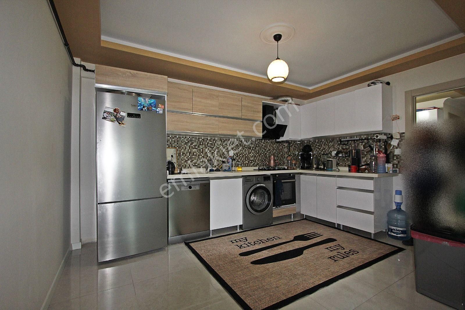 Feridunçelik'te 4.cadde Üzerinde Asansörlü Full Yapılı 3+1 Ara Kat Satılık Daire !!