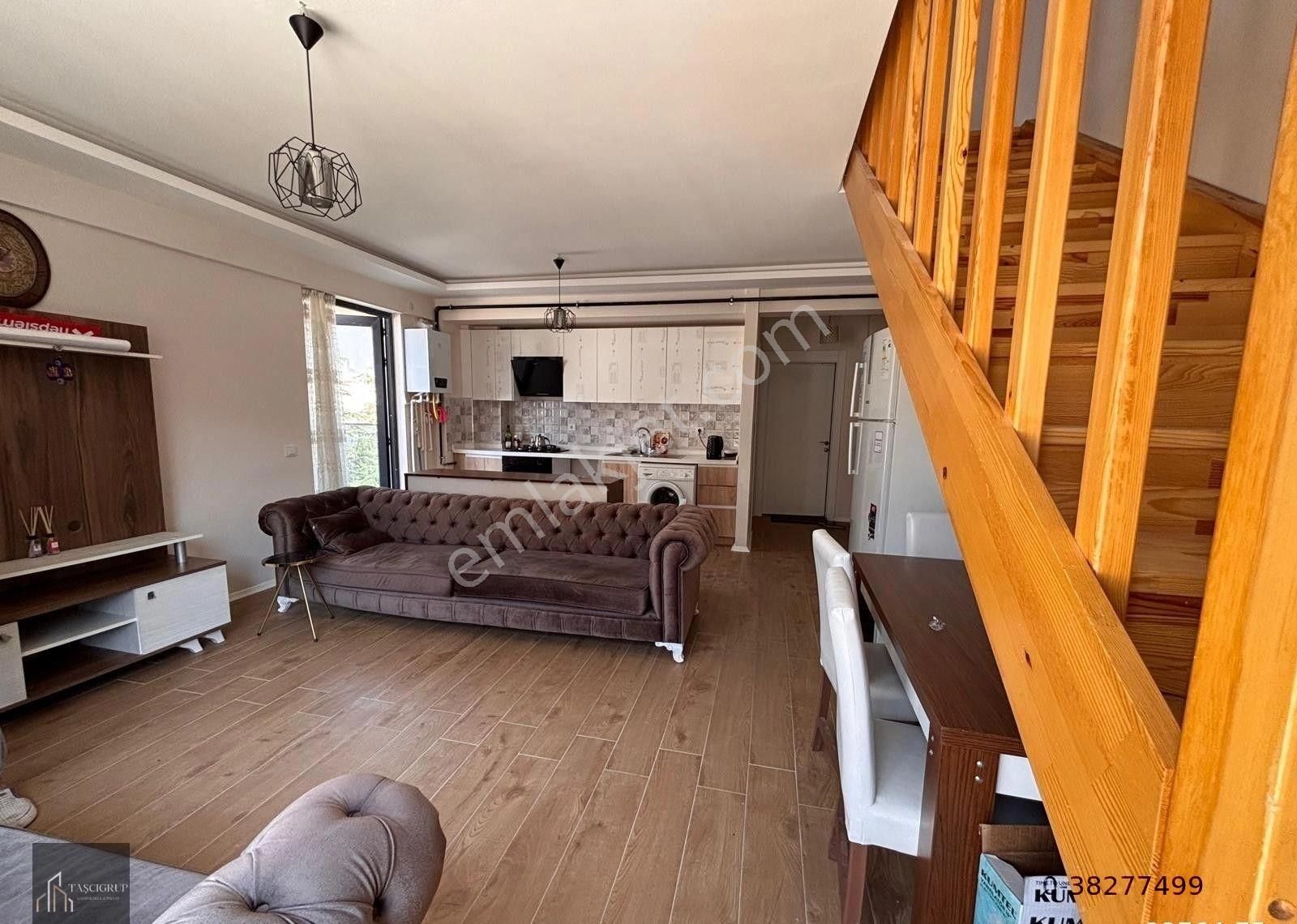 Taşcı'dan İncek'te Eşyalı Kiralık 3+1 Dublex Daire
