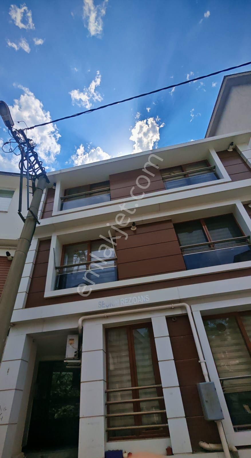 İstiklal!de* Yıkılan Orman Müdürlüğü Karşısında *kiralık *eşyalı *1+1*apart *