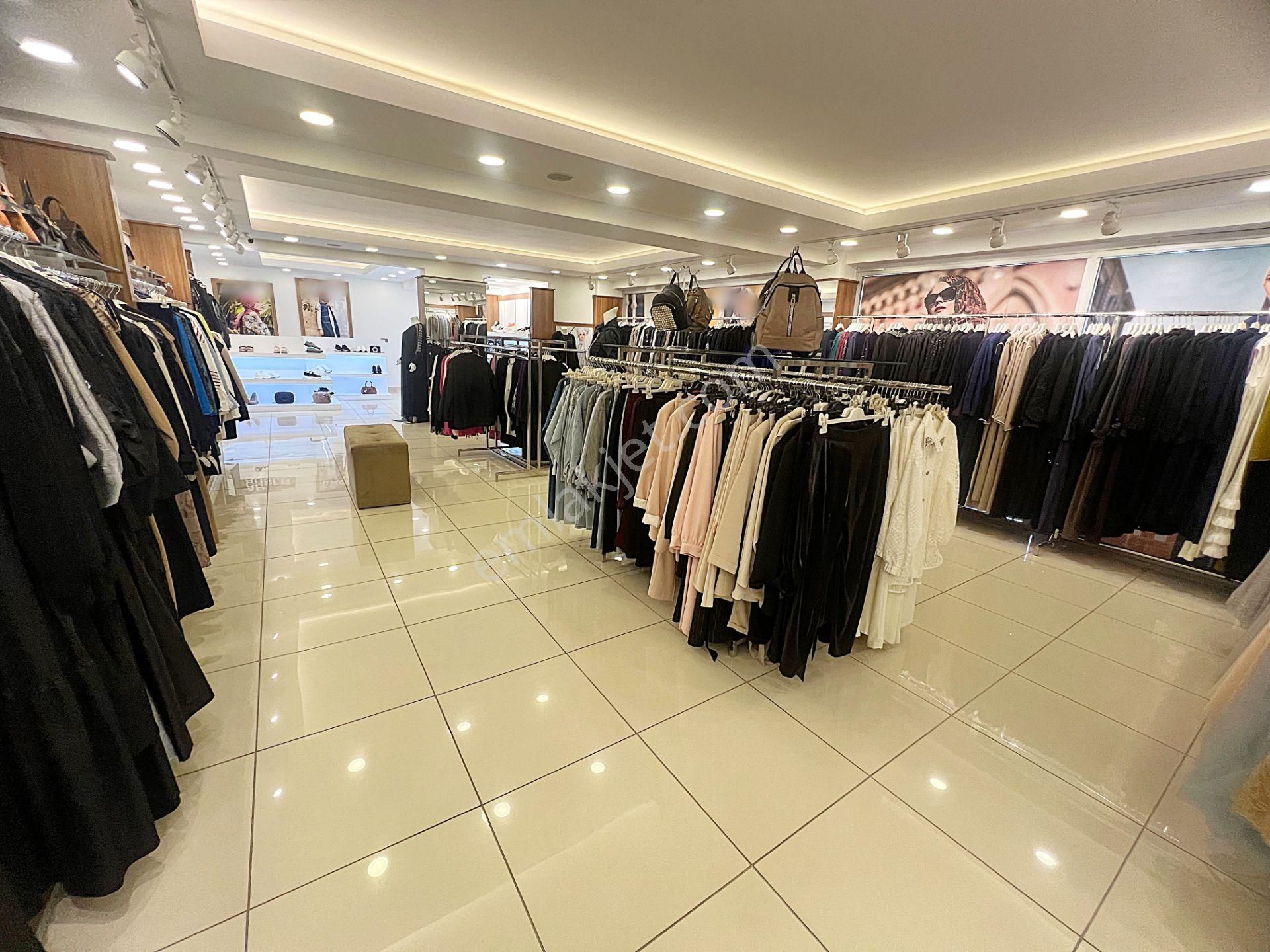 Sorgun Cadde De Geniş Vitrin Ön Cephe Hazır Kiracılı Yatırımlık - Görsel 24