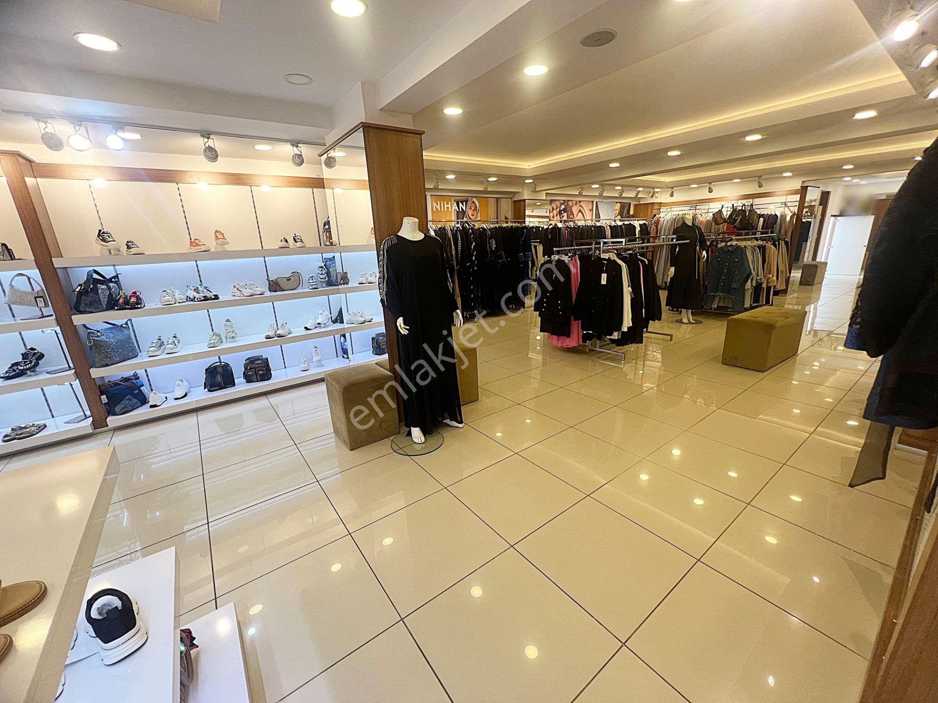 Sorgun Cadde De Geniş Vitrin Ön Cephe Hazır Kiracılı Yatırımlık - Görsel 21