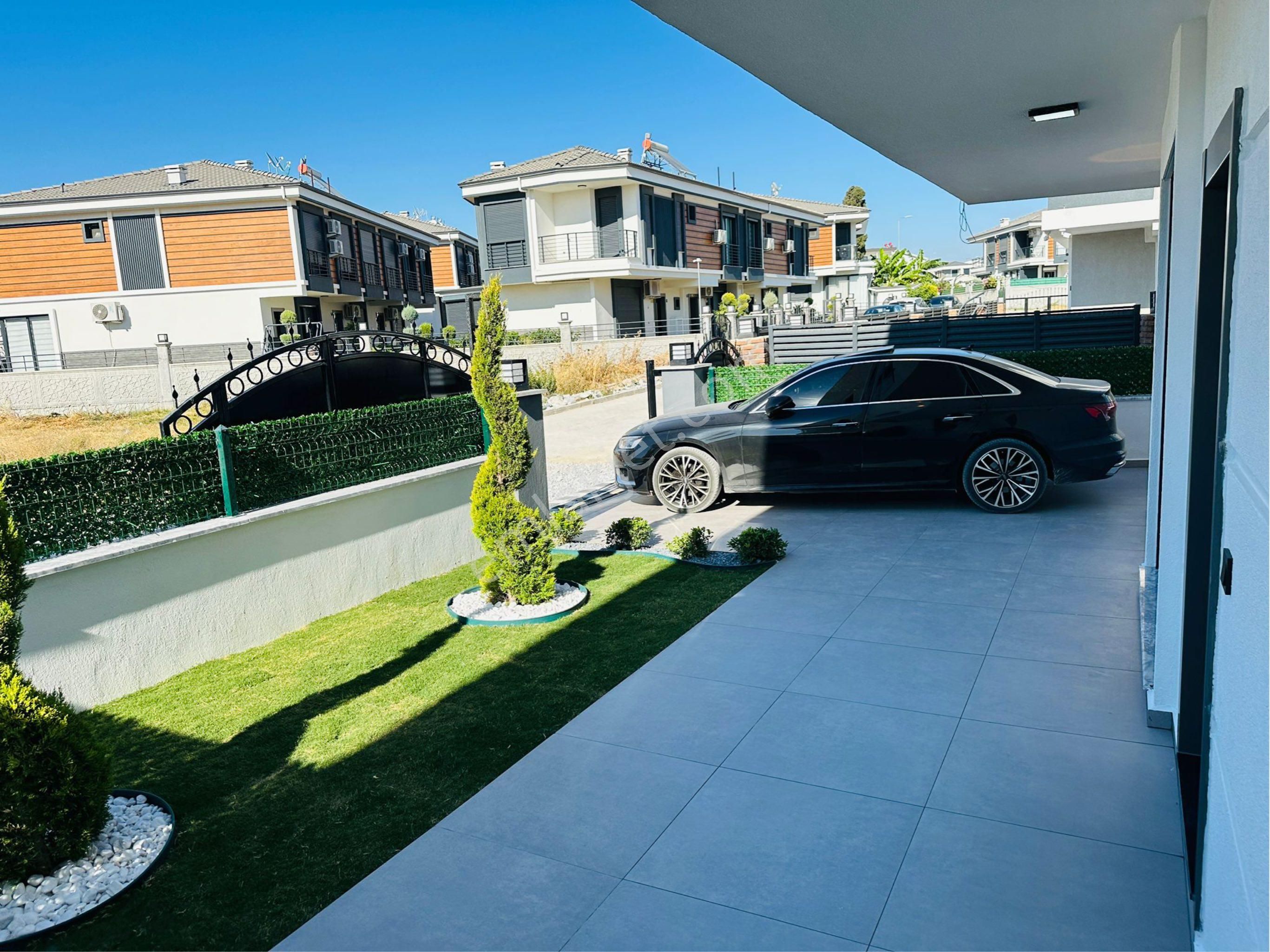 Didimde 3+1 Havuzlu Bahçeli Lüks Villa - Görsel 17