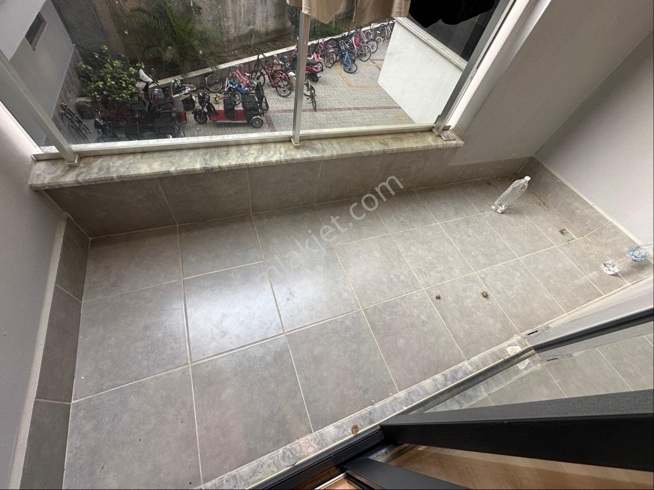 Mahmutlar’da Acil Satılık 3+1 160m2 Ayrı Mutfak Daire - Görsel 9