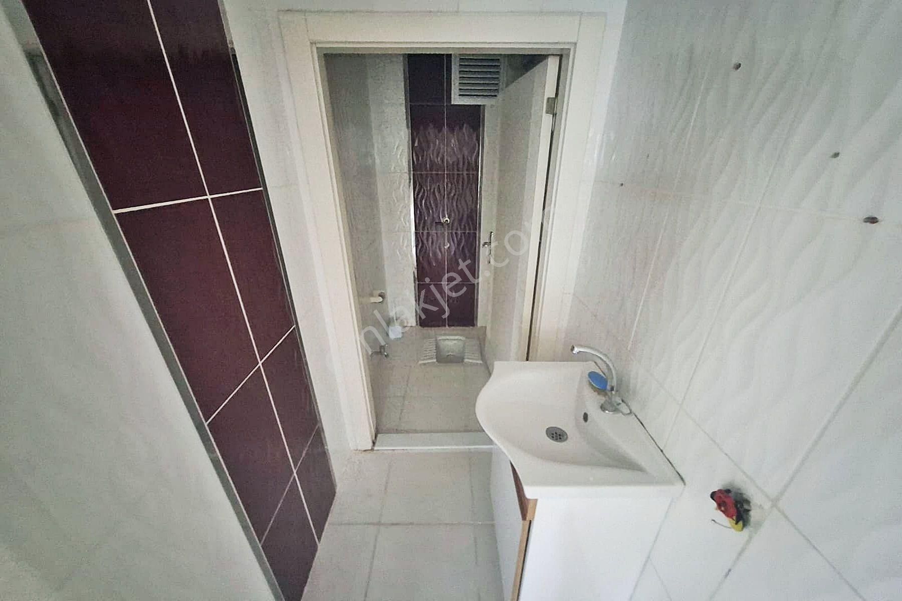 Yayla'da 4+1 Asansörlü 170m2 Kot1'de Balkonlu Satılık Daire - Görsel 29