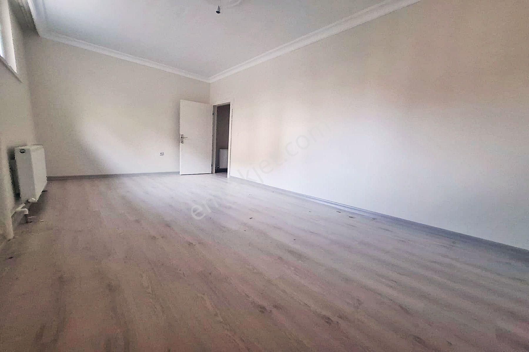 Yayla'da 4+1 Asansörlü 170m2 Kot1'de Balkonlu Satılık Daire - Görsel 20