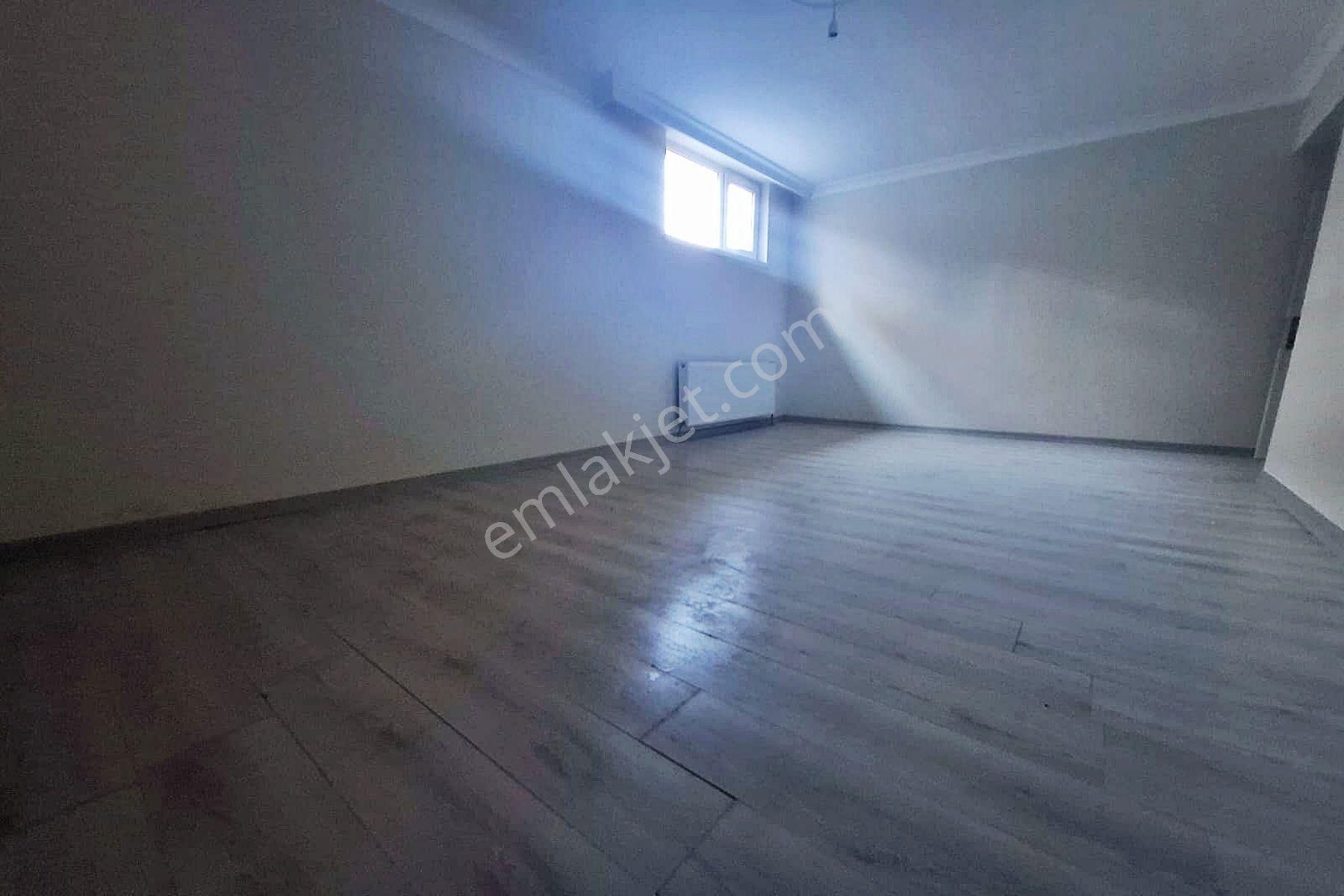 Yayla'da 4+1 Asansörlü 170m2 Kot1'de Balkonlu Satılık Daire - Görsel 24