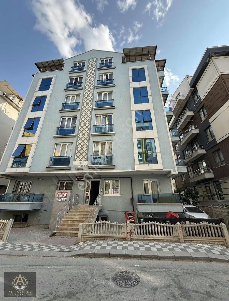 Altınyıldız Emlaktan Erenler Merkezde Kiralık 2+0
