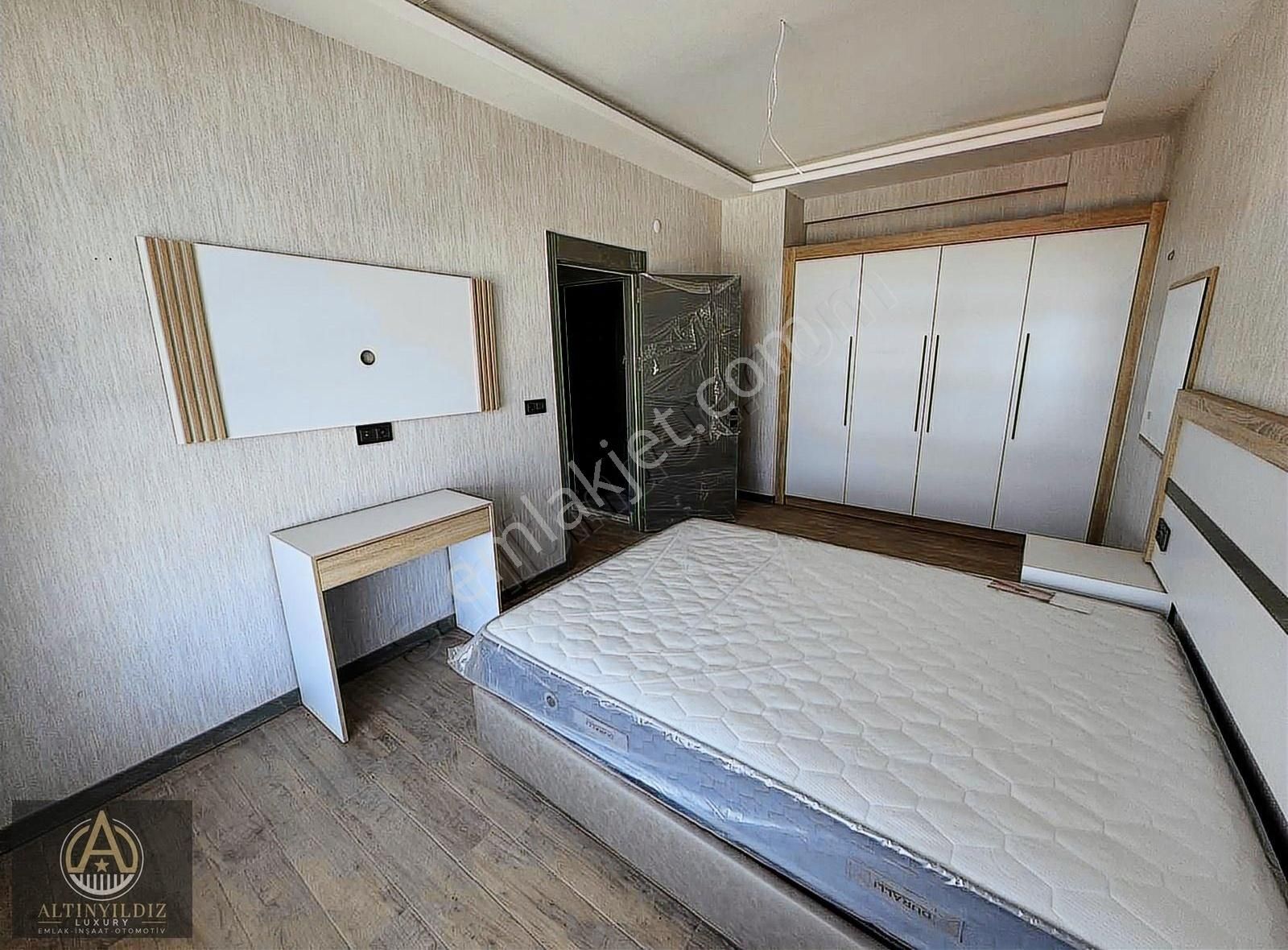 Altınyıldız Emlaktan Selçukluda Eşyalı 2+1 Daire