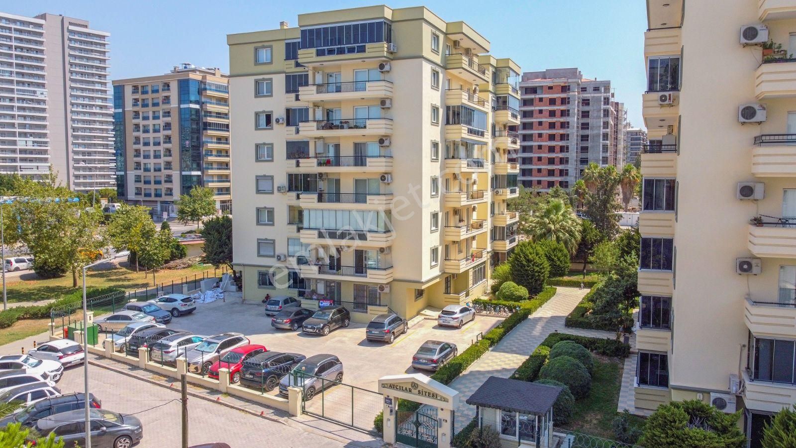 İzmir Bayraklı Manavkuyu Mahallesi Satılık 2+1 Daire