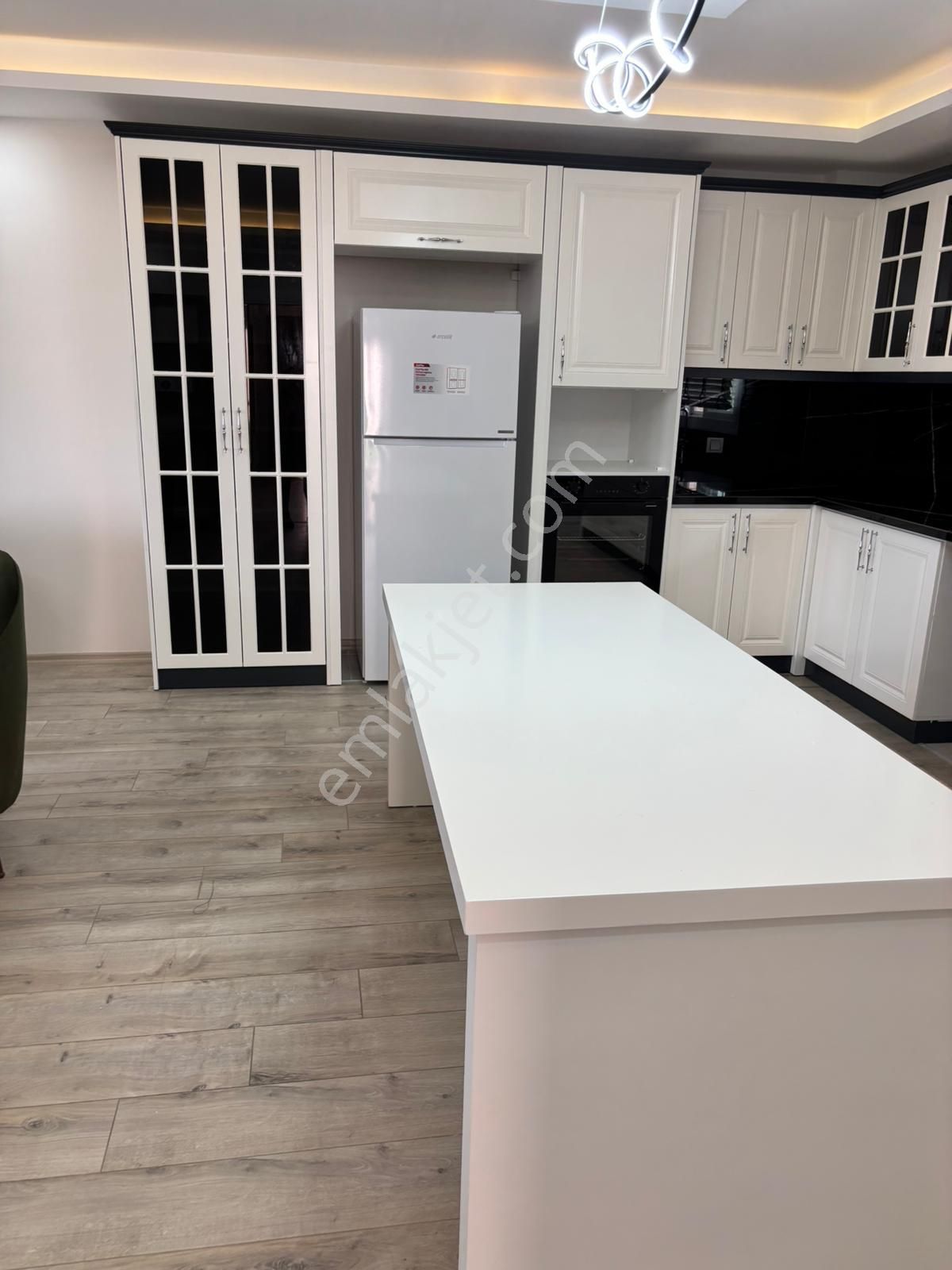 Erdemli -karyağdı Mevkinde Dayalı Döşeli Full Manzaralı Müstakil Villa - Görsel 15