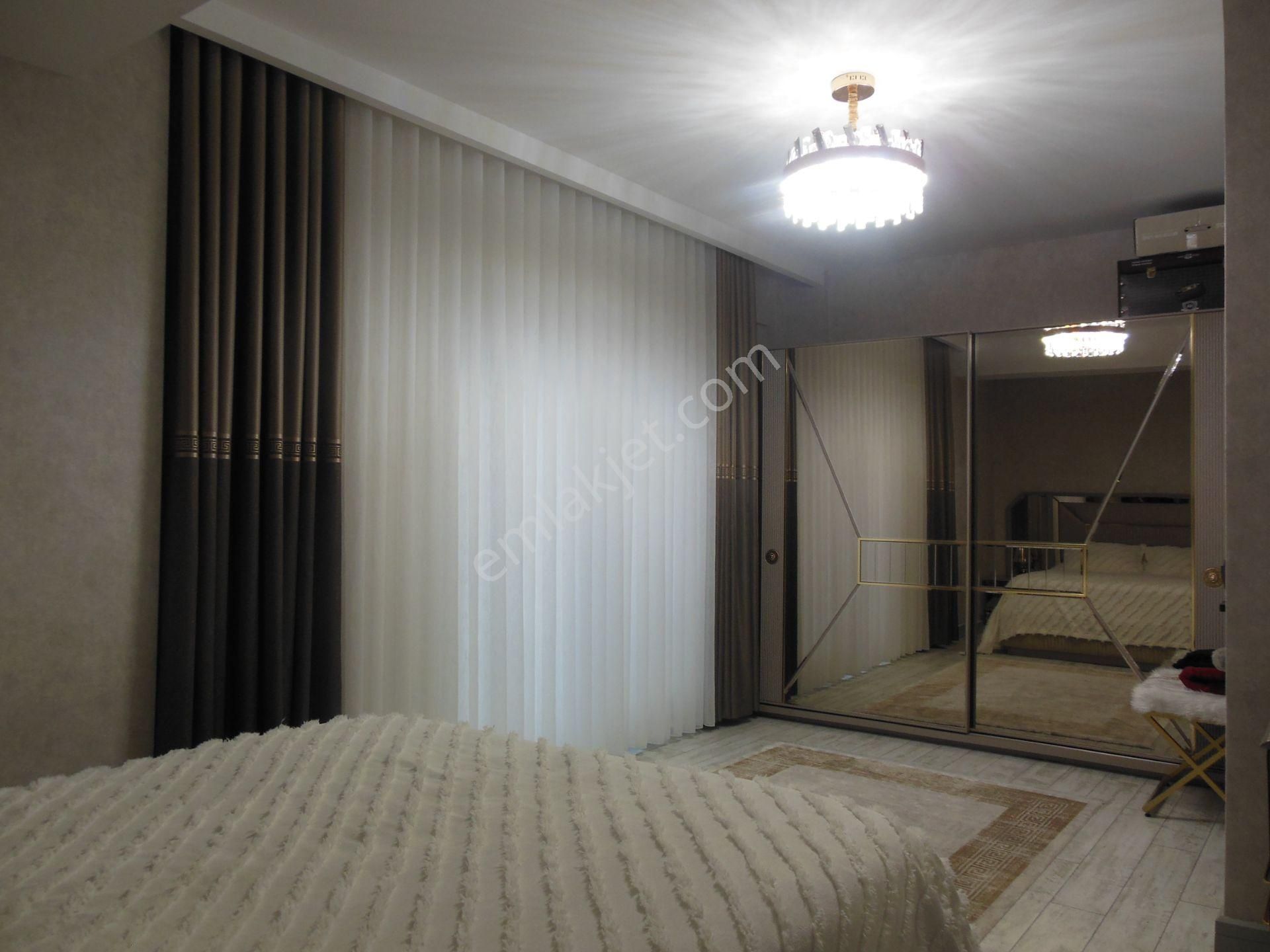 Bal Gayrimenkul-kemalpaşa Merkezde Müstakil Havuzlu 4+1 Villa - Görsel 19