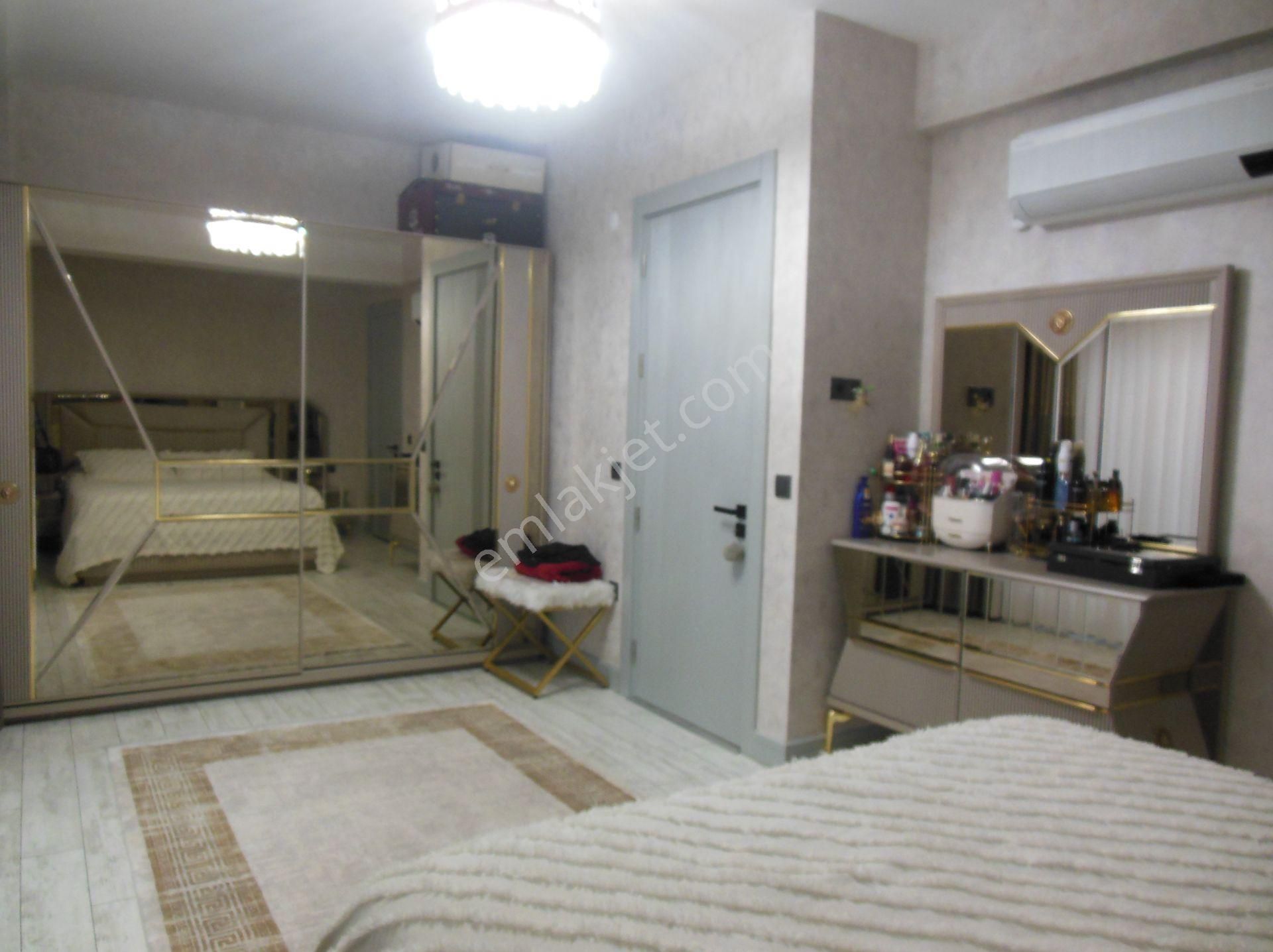 Bal Gayrimenkul-kemalpaşa Merkezde Müstakil Havuzlu 4+1 Villa - Görsel 21