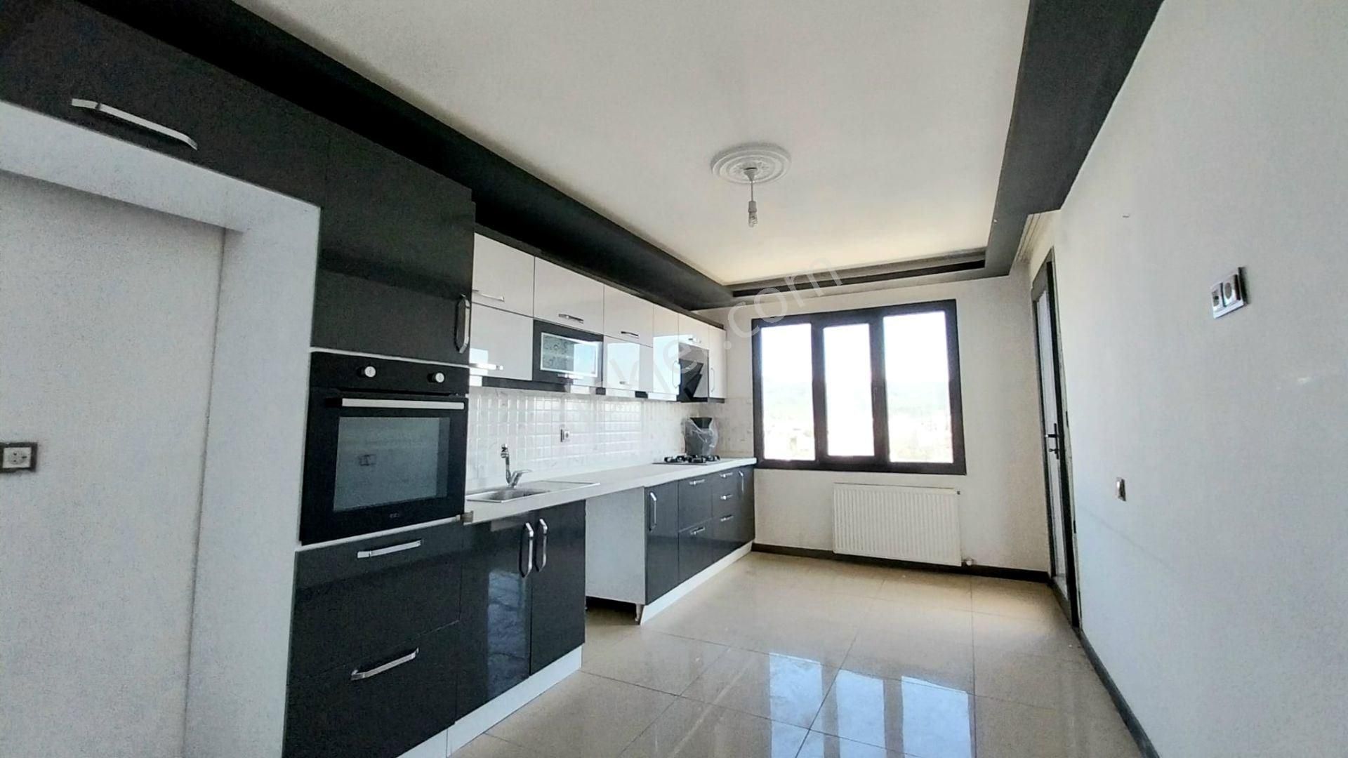 Yükselden Kadıköy'ün Göbeğinde Eşsiz M2 Harika Cephe 3+1 Dairee - Görsel 20