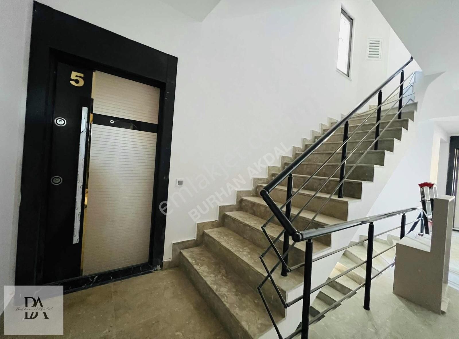 Yaza Yeni Havuzlu Dairenizde Girmek İçin Kaçırılmaz Fırsat 1+1 - Görsel 4