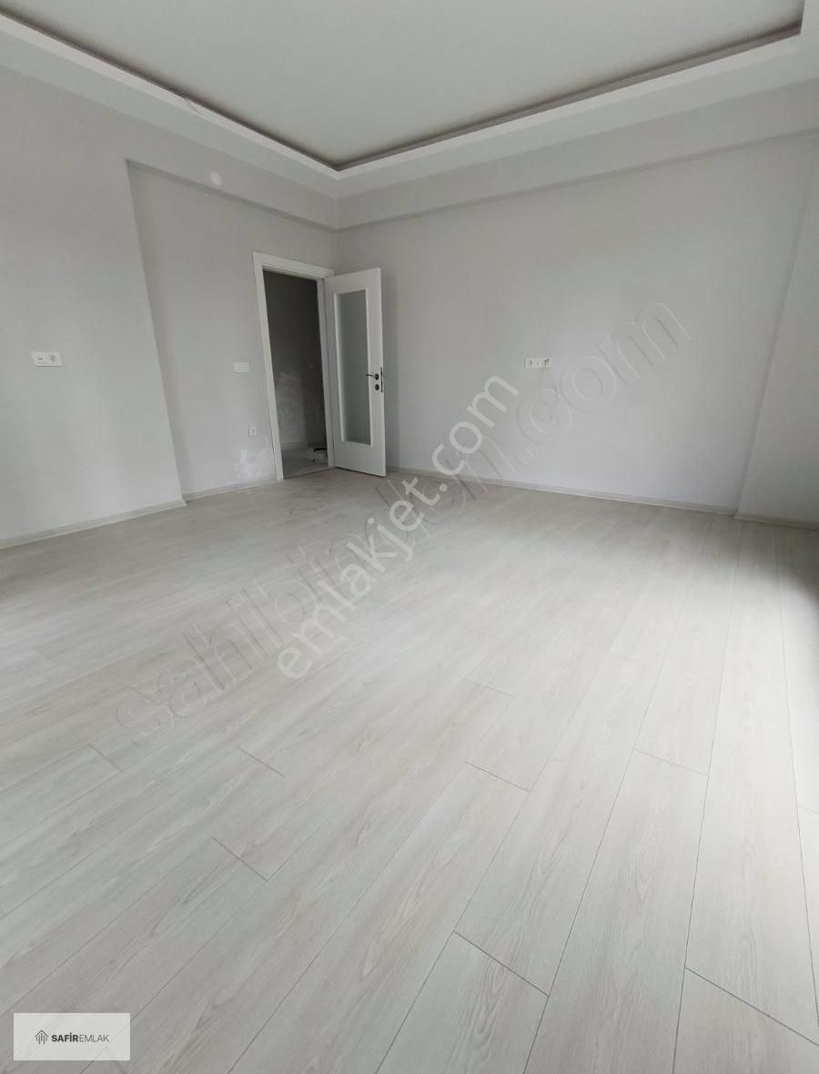 Çiftlikköy'de Satılık 3+1 Daire
