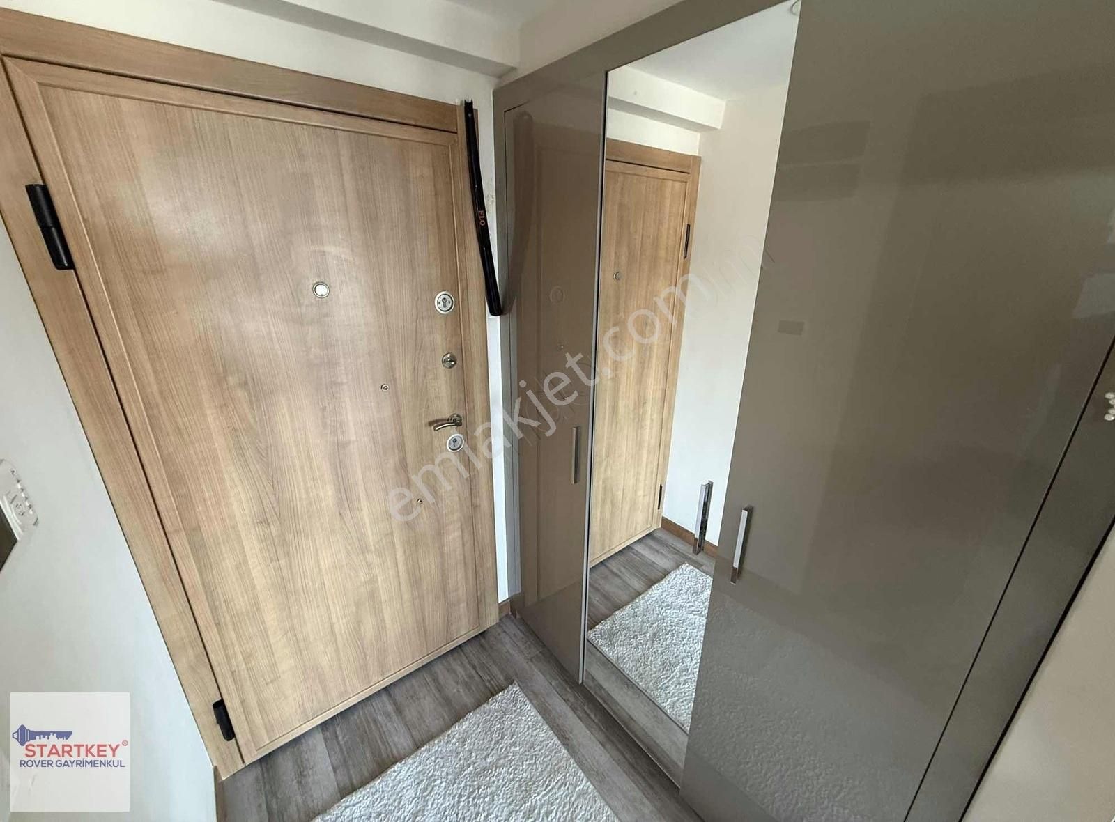 Marka 333 Sitesinde Havuz Cepheli Kiracısız Satılık 1+1 Daire - Görsel 14