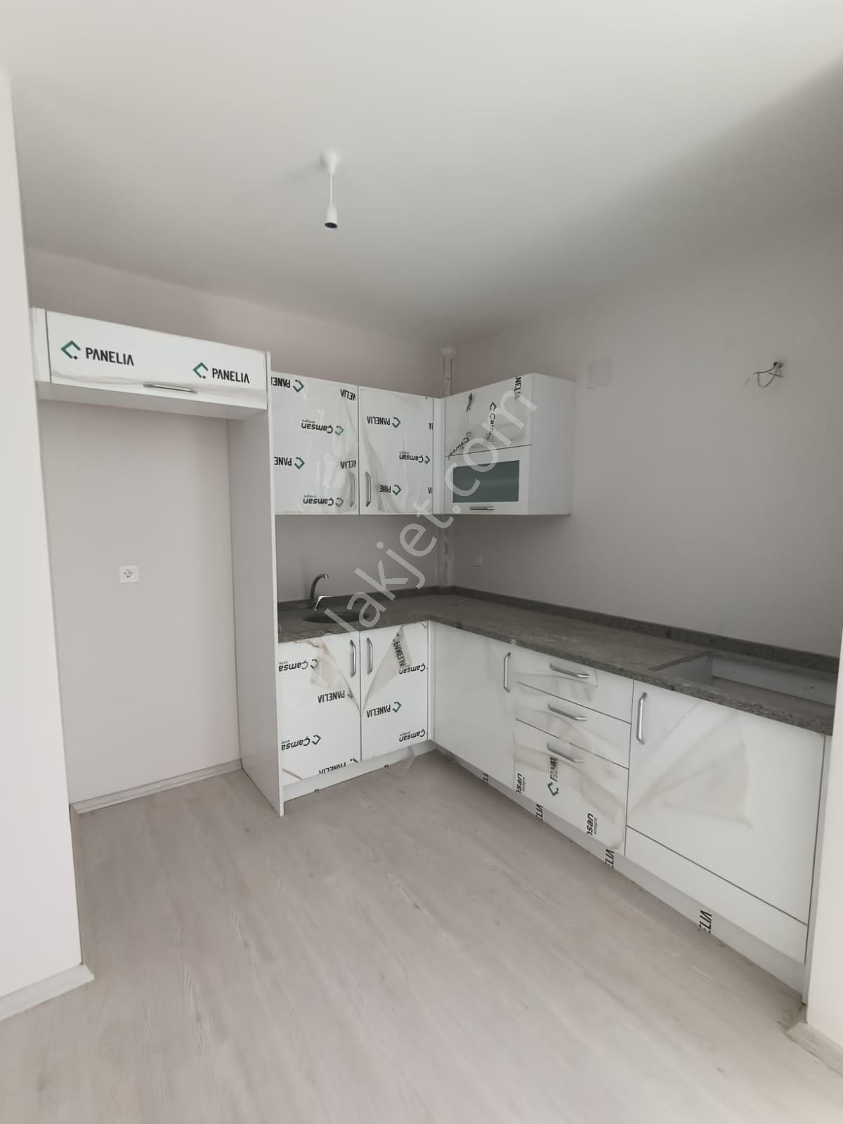İz'den Kabasakal Villalar Bölgesin'de Havuzlu Güvenlikli Sitede!