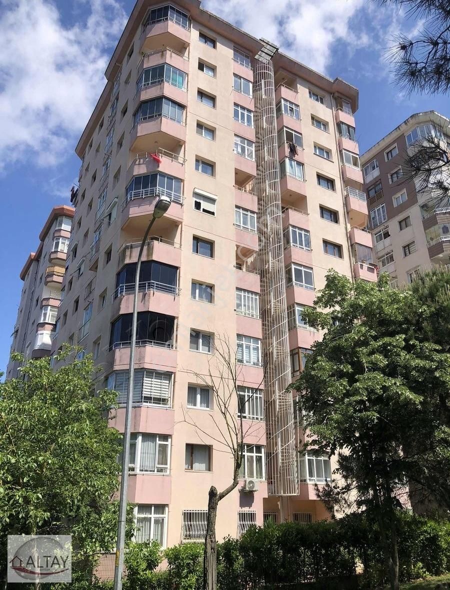 Uğur Mumcu'da 3+1 Büyük Daire 29.500tl