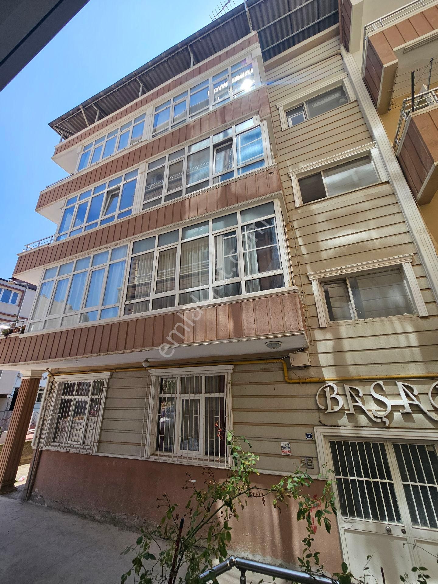 Mia'dan İlkadım Fevzi Çakmak'ta Kiralık 2+1 Daire