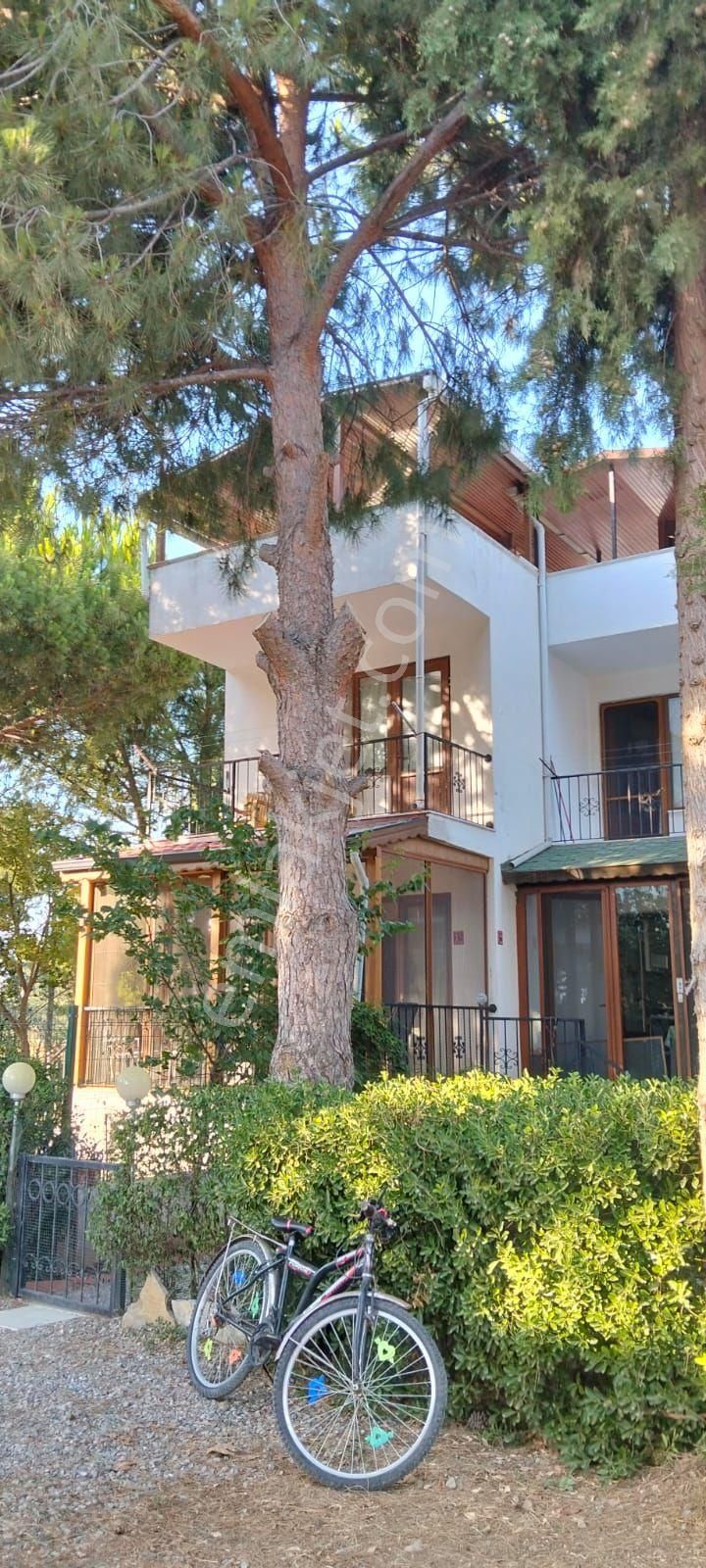 Premar Ayvada'dan  gömeç Karaağaç Sahil'de  Doğa  manzaralı Villa