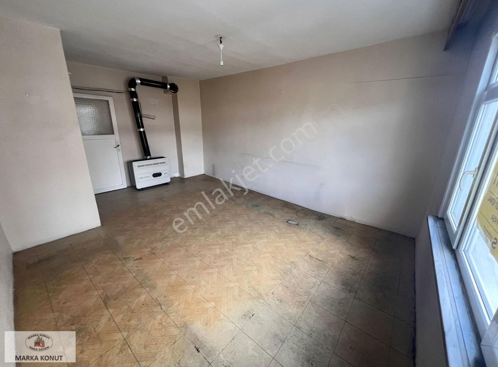 Marka Konut'tan Kemalpaşa'da 2+1 100m Satılık Daire 1.860.000 Tl