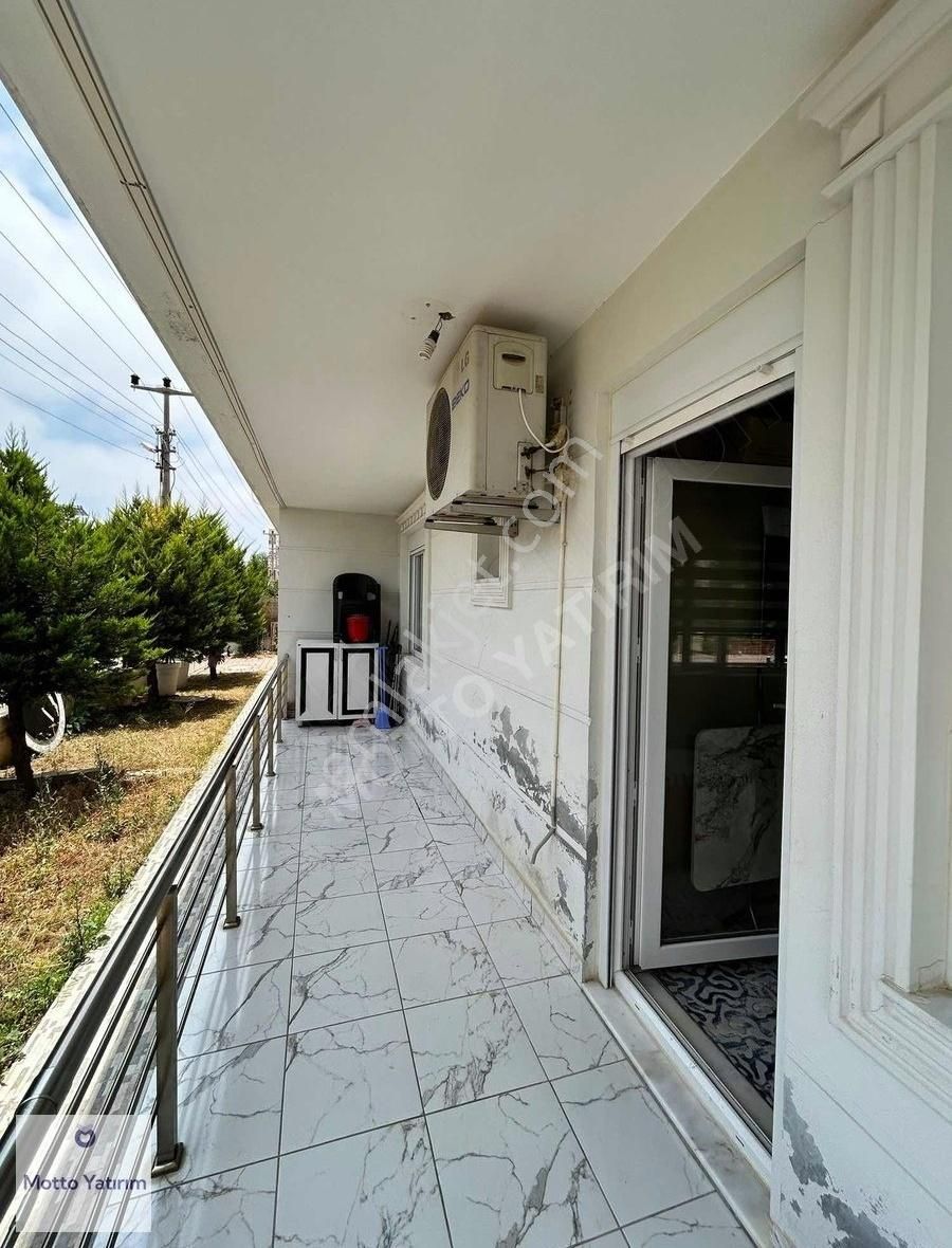 Güzeloba'da 1+1 Satılık Daire