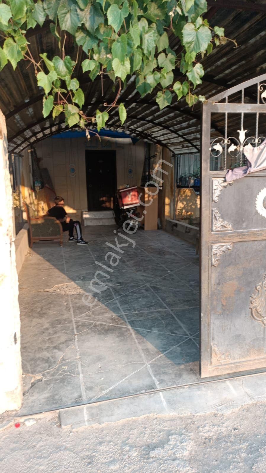 Akkapı Yeni Yerleşim Yeri Köşe Başı Bahçeli Geniş Oturum'lu Komple Satılık Müstakil Ev - Görsel 5