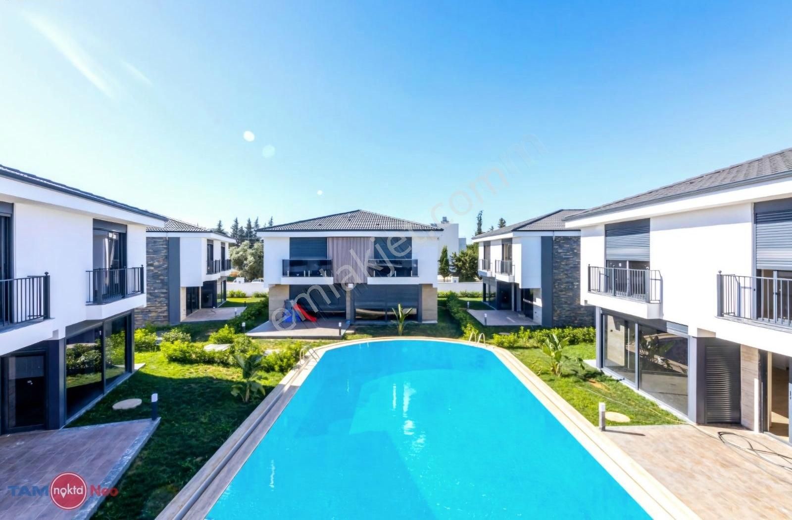 Lara Ermenek'te Muhteşem Villa