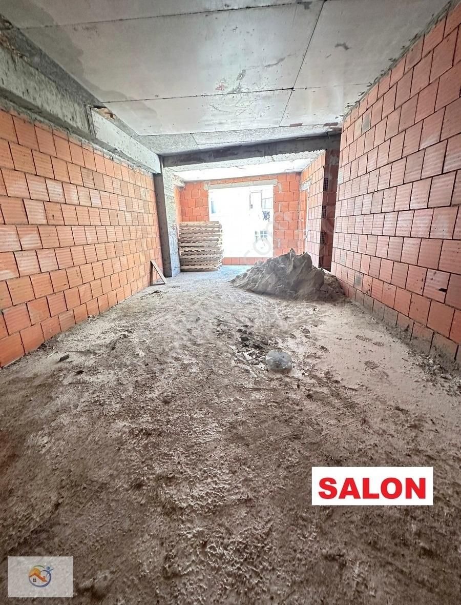 Ana Cadde Üzerinde Satılık 3+1 160 M2 Lüks Daireler Karanlık Yok