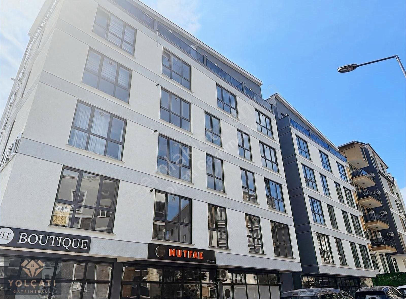 Araç Takasına Uygun Balat'ta Satılık Loft 1+1 Daire