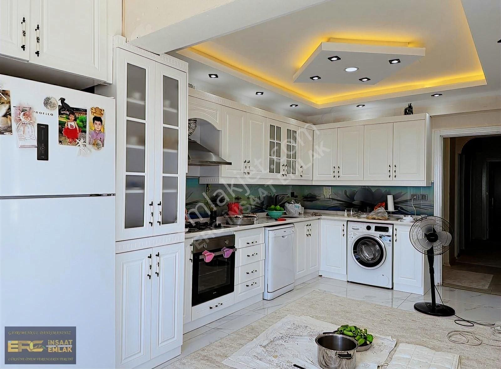 Yukarı Opet Civarı Satılık 4+1 Daire